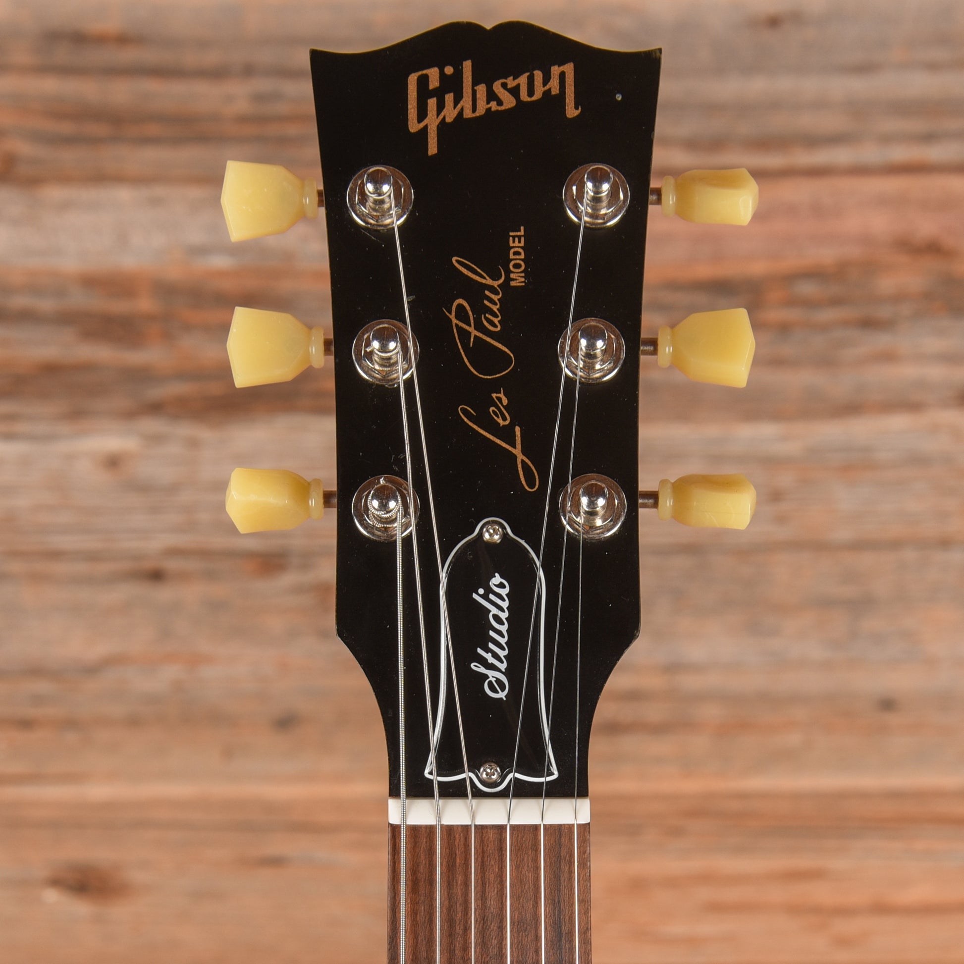 Gibson Les Paul Studio Worn Cherry 2011 Electric Guitars