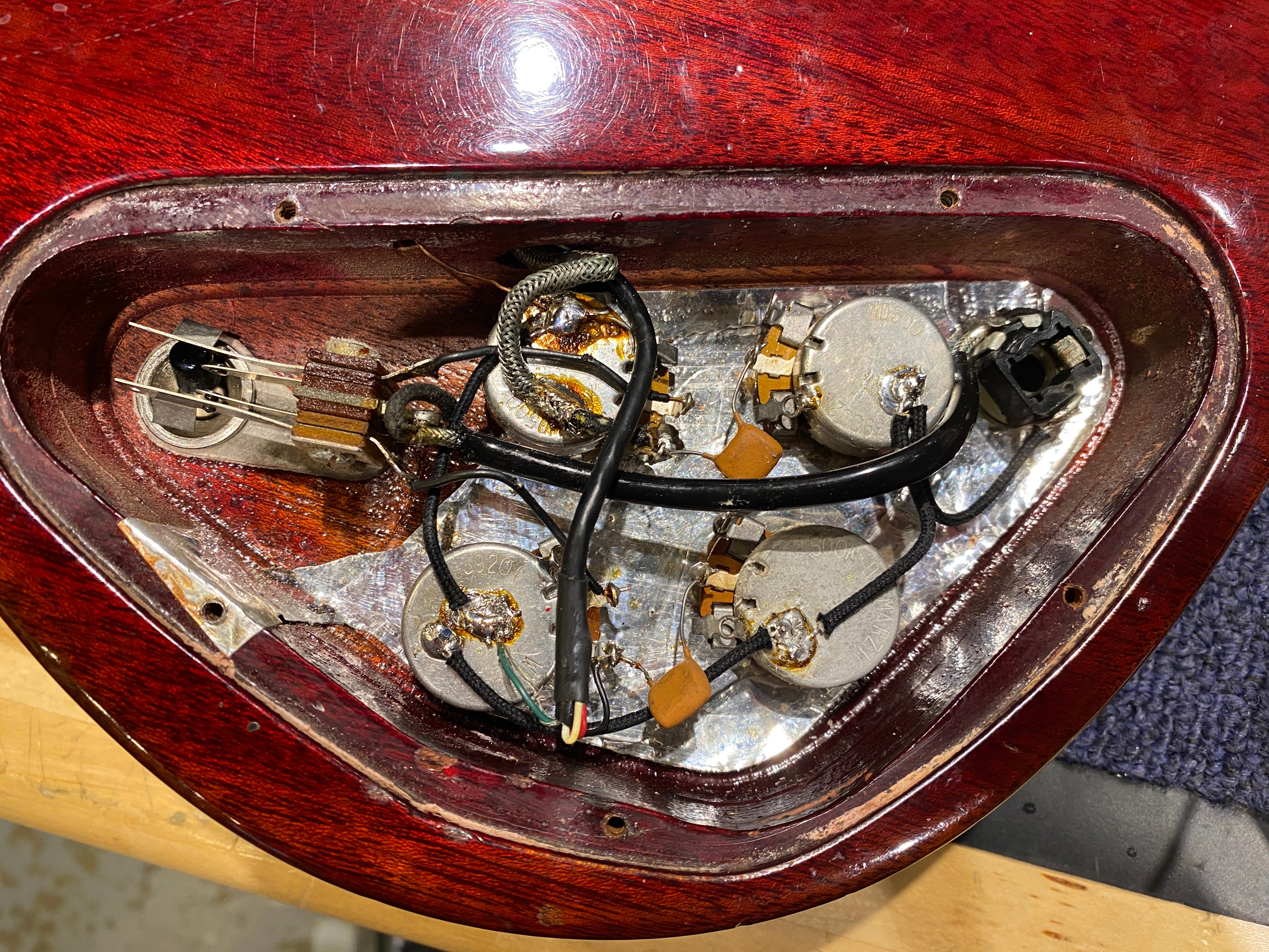 Gibson SG Standard Mahogany 1972 Electric Guitars
