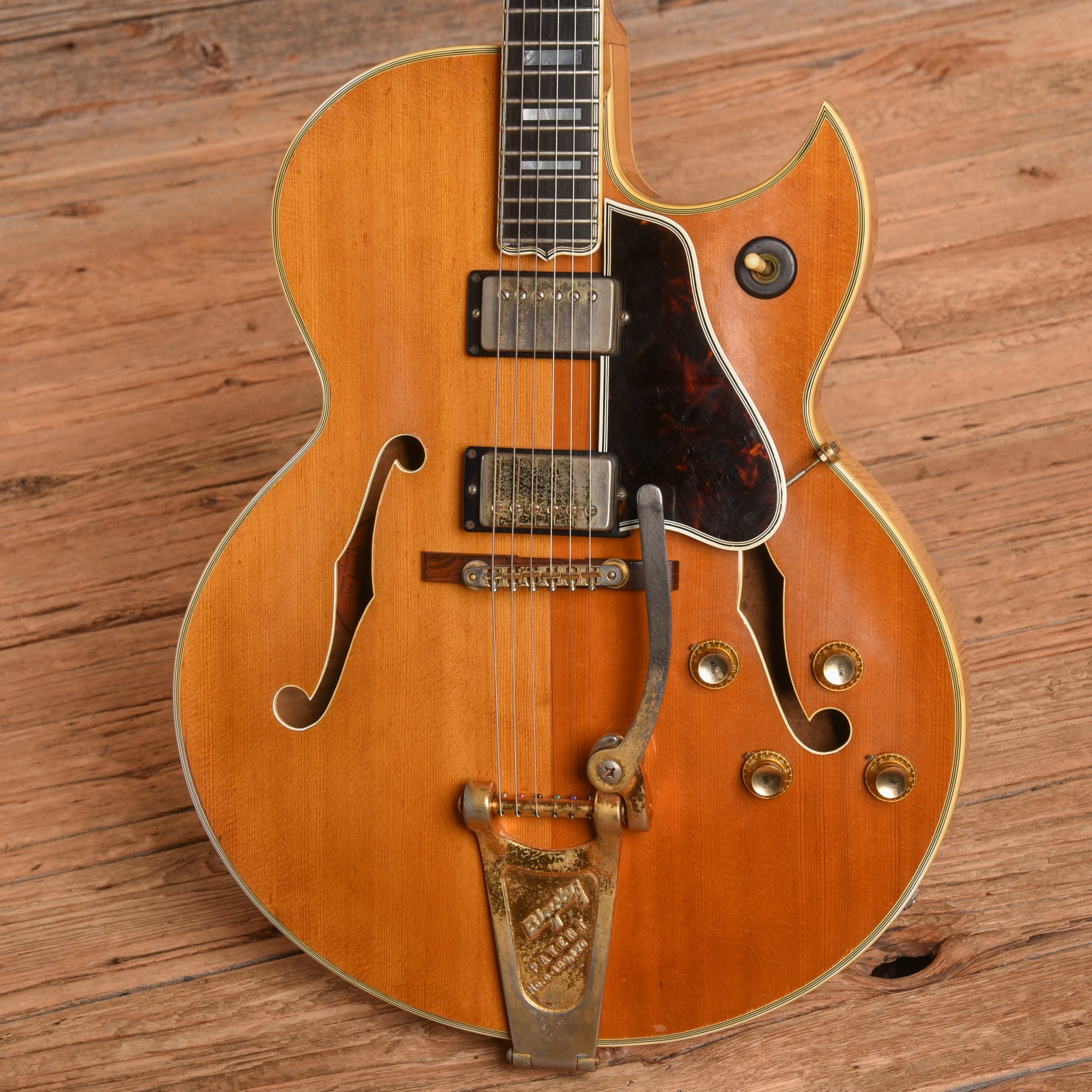 Gibson Byrdland Natural 1961 Electric Guitars / Hollow Body