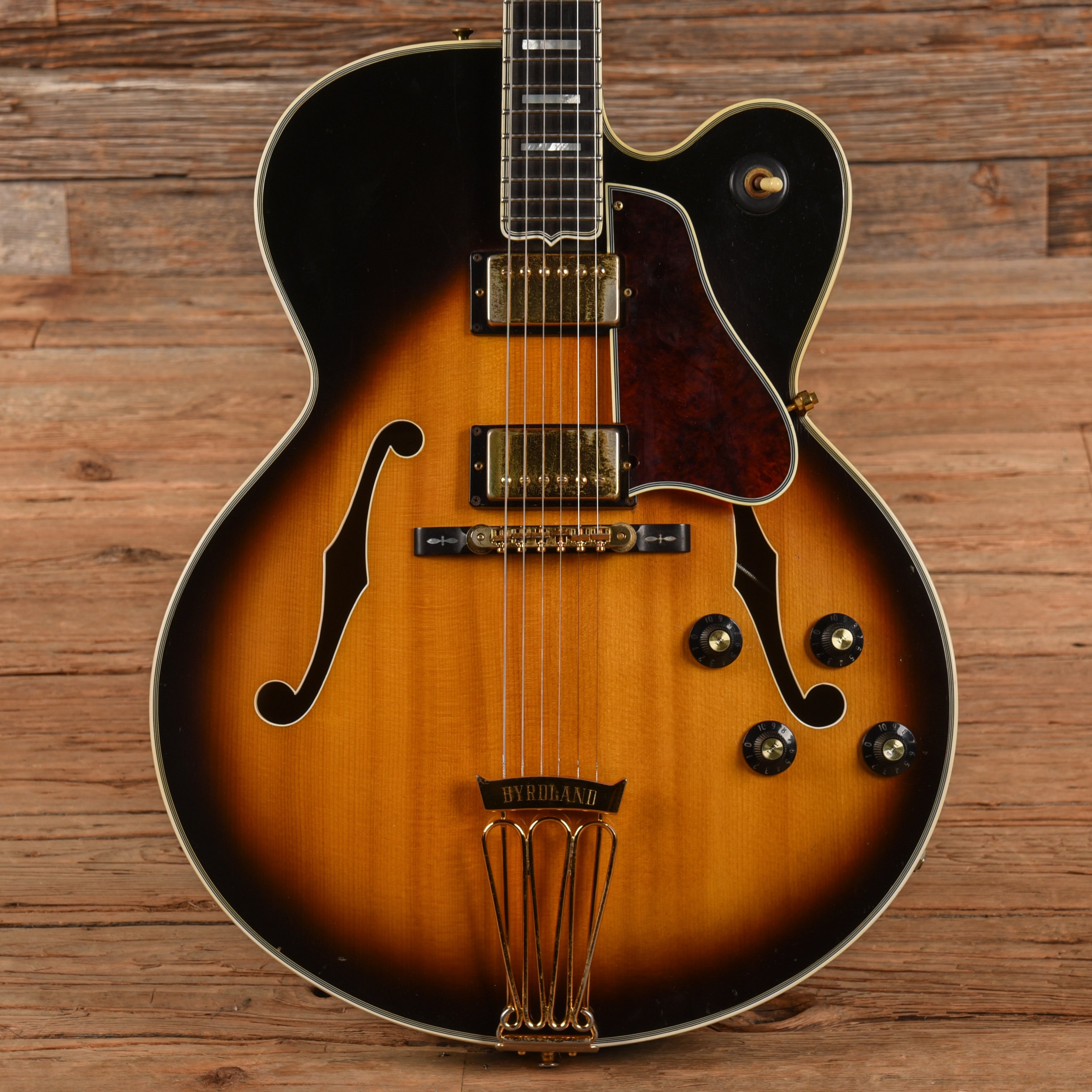 Gibson Byrdland Sunburst 1976 Electric Guitars / Hollow Body