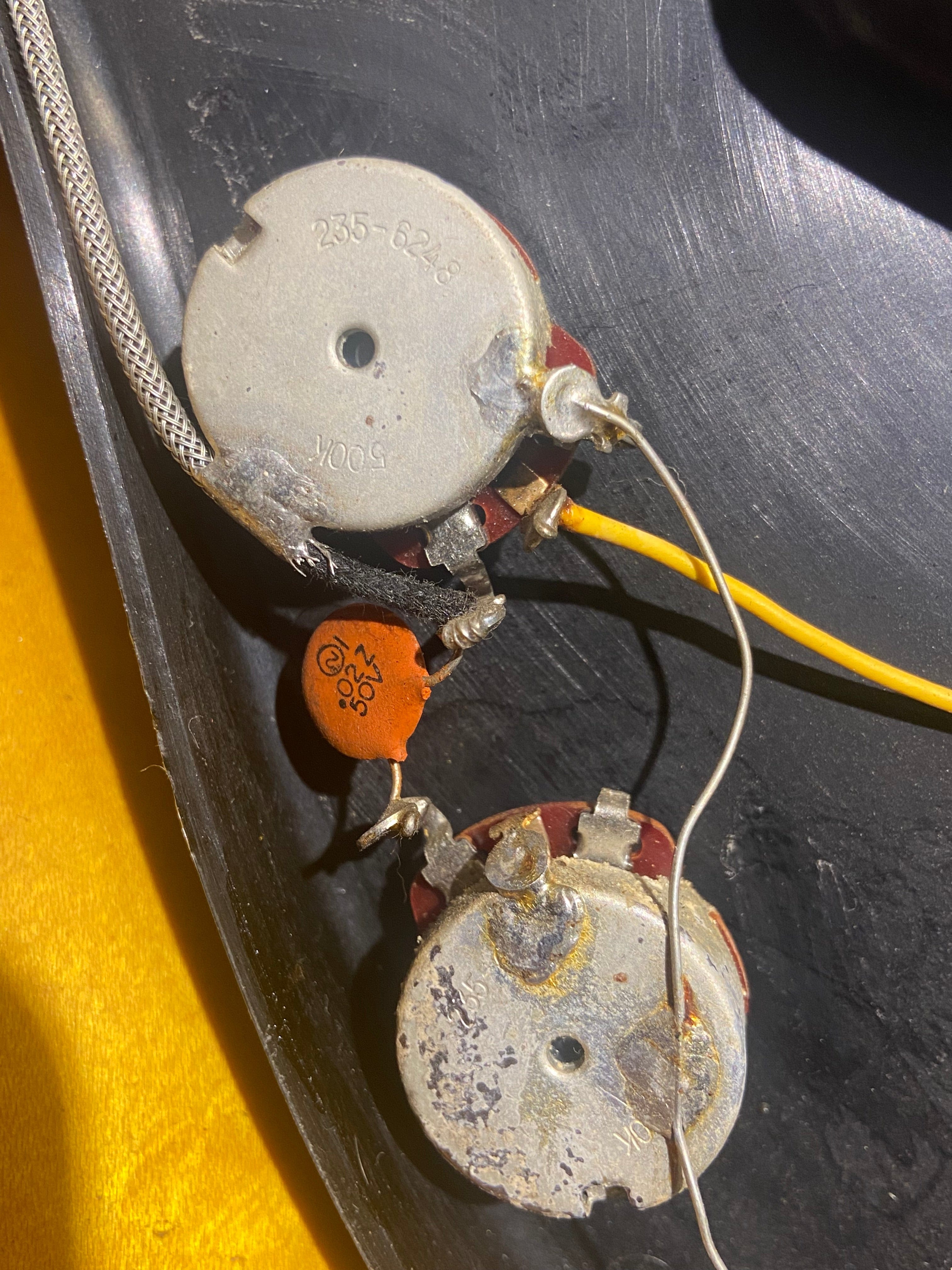 Gibson ES-120T Sunburst 1964 Electric Guitars / Hollow Body