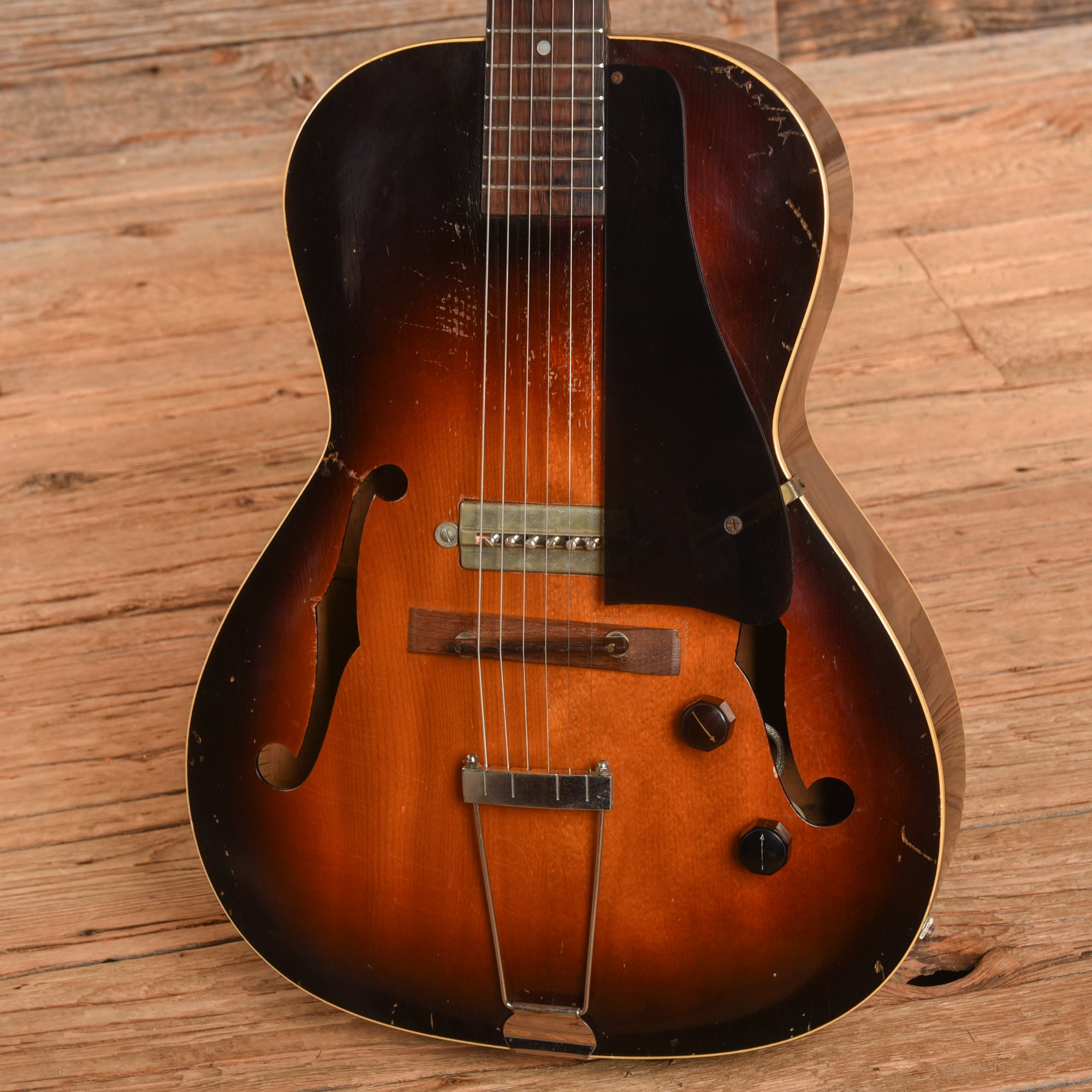 Gibson ES-125 Sunburst 1941 Electric Guitars / Hollow Body