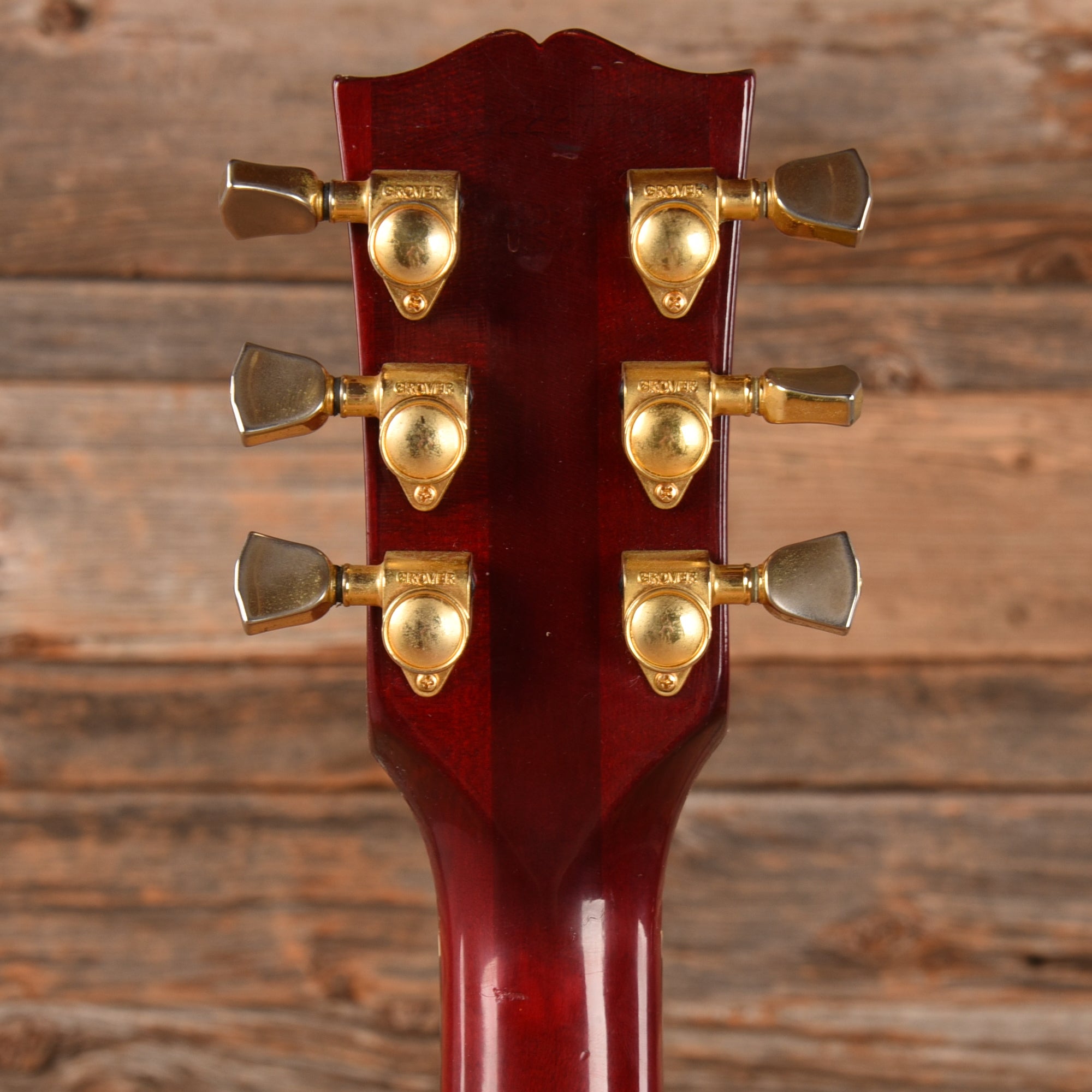 Gibson ES-135 Cherry 2002 Electric Guitars / Hollow Body