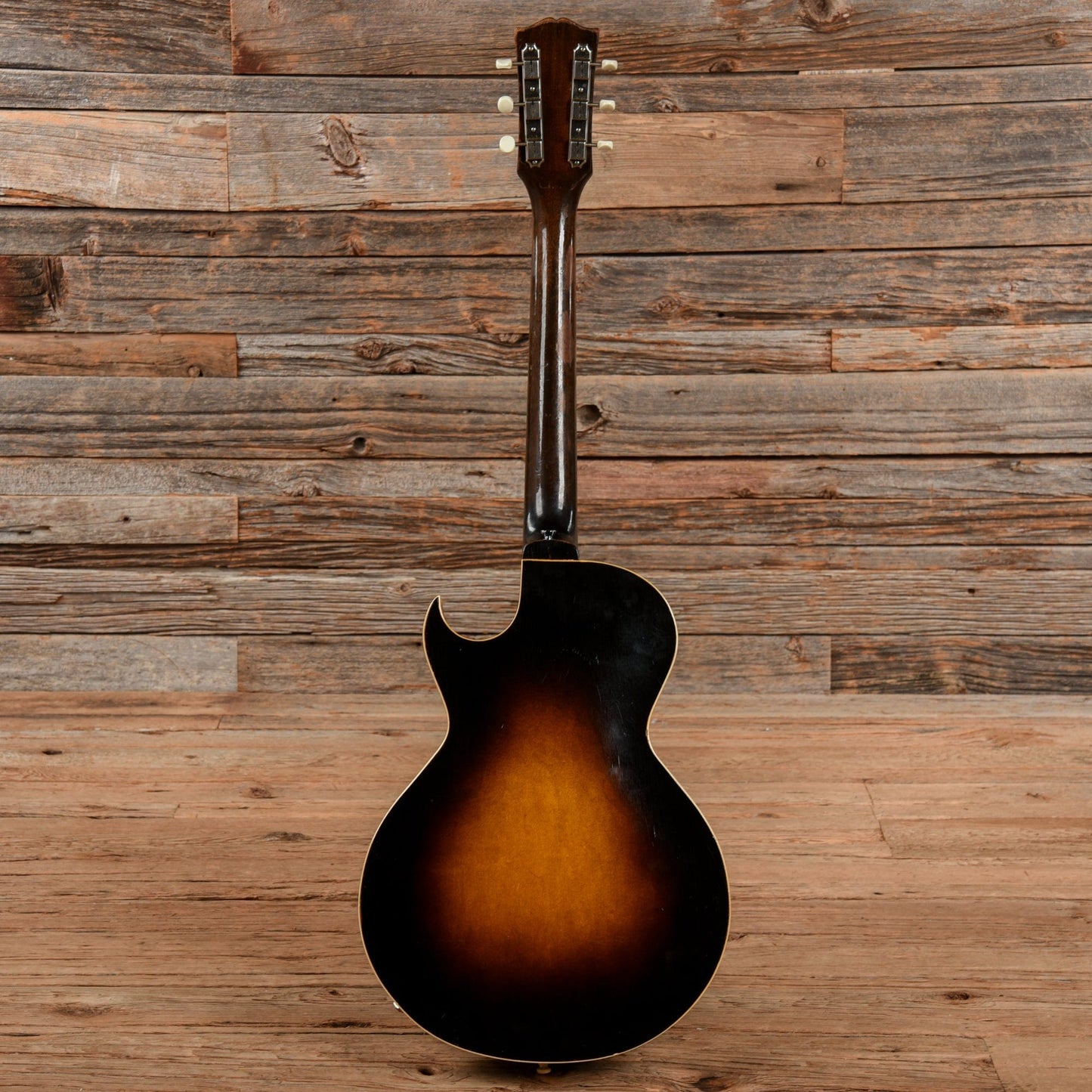 Gibson ES-140 3/4 Sunburst 1953 Electric Guitars / Hollow Body