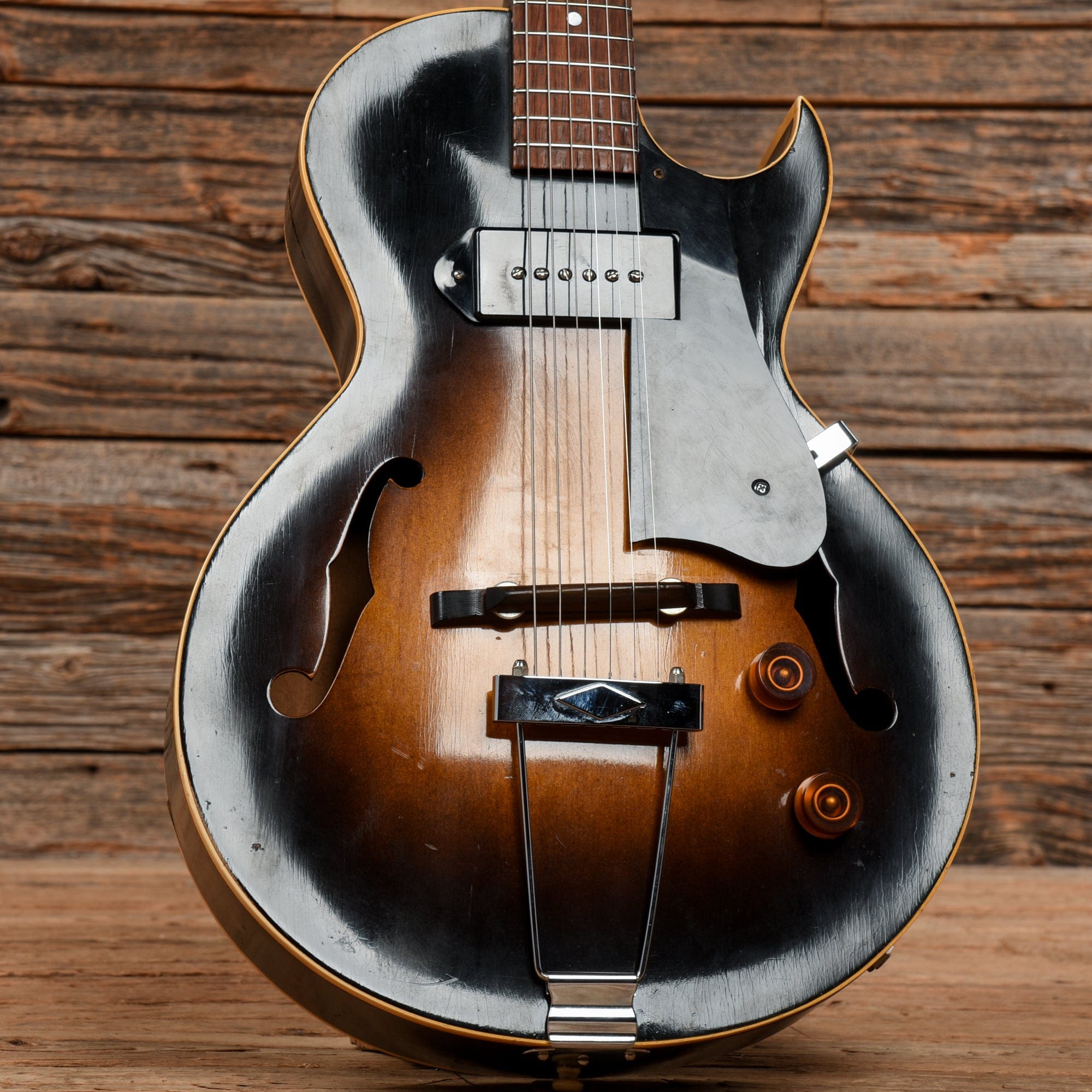 Gibson ES-140 3/4 Sunburst 1953 Electric Guitars / Hollow Body