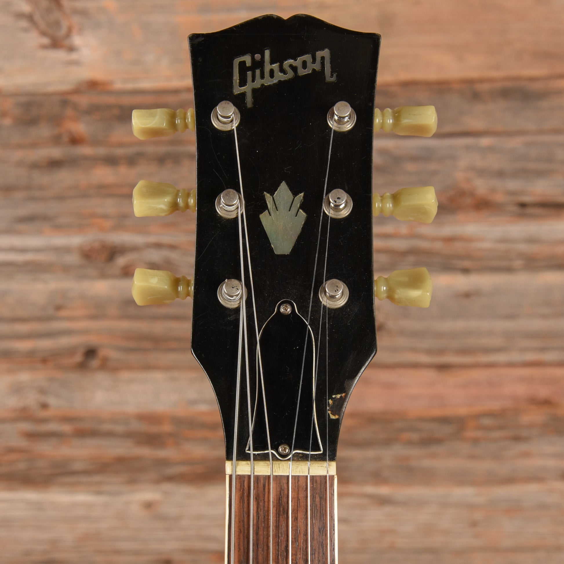Gibson ES-150D Walnut 1973 Electric Guitars / Hollow Body