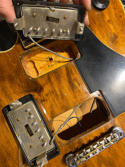 Gibson ES-150D Walnut 1974 Electric Guitars / Hollow Body
