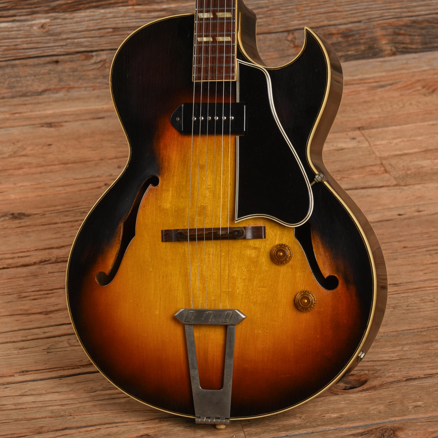 Gibson ES-175 Sunburst 1955 Electric Guitars / Hollow Body