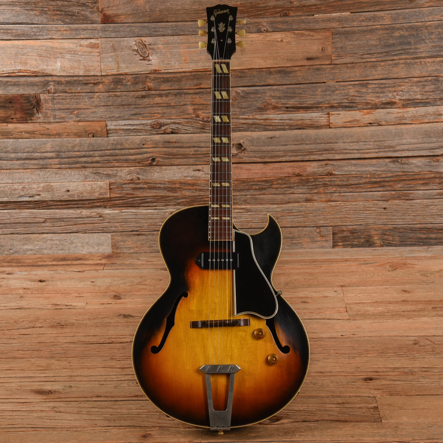 Gibson ES-175 Sunburst 1955 Electric Guitars / Hollow Body