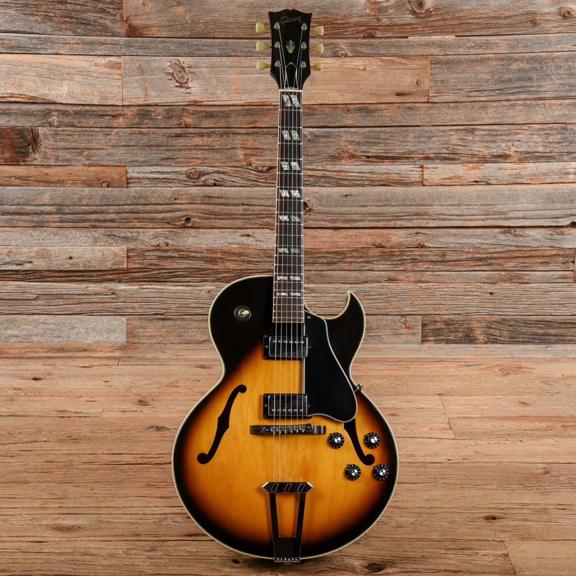 Gibson ES-175 Sunburst 1976 Electric Guitars / Hollow Body