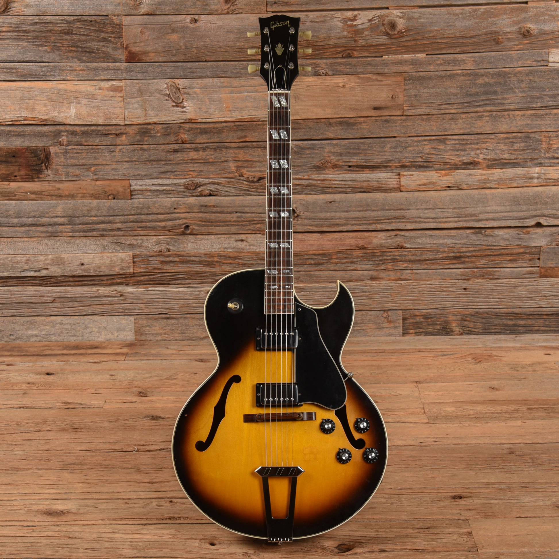 Gibson ES-175D Sunburst 1976 Electric Guitars / Hollow Body