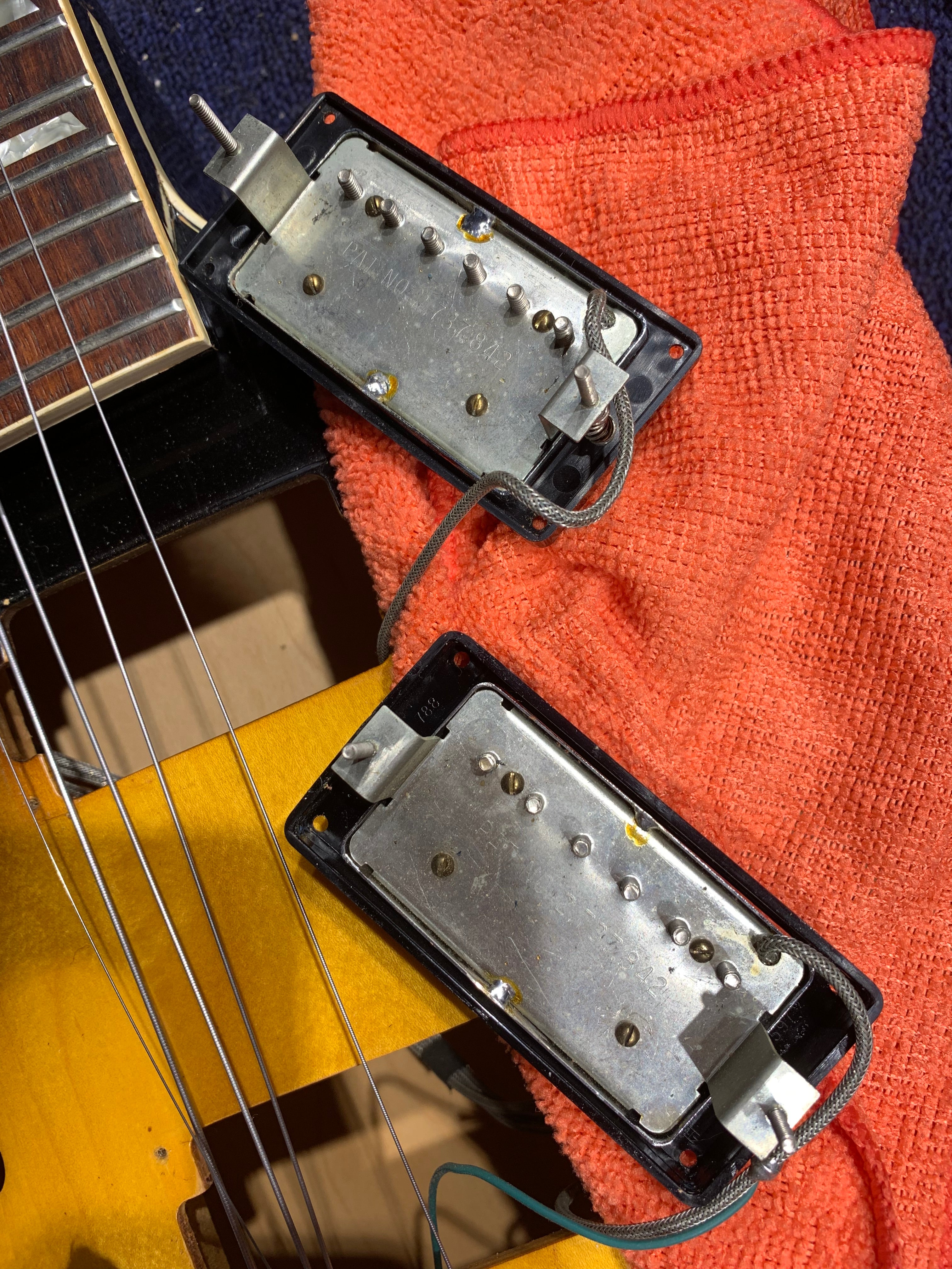 Gibson ES-175D Sunburst 1976 Electric Guitars / Hollow Body