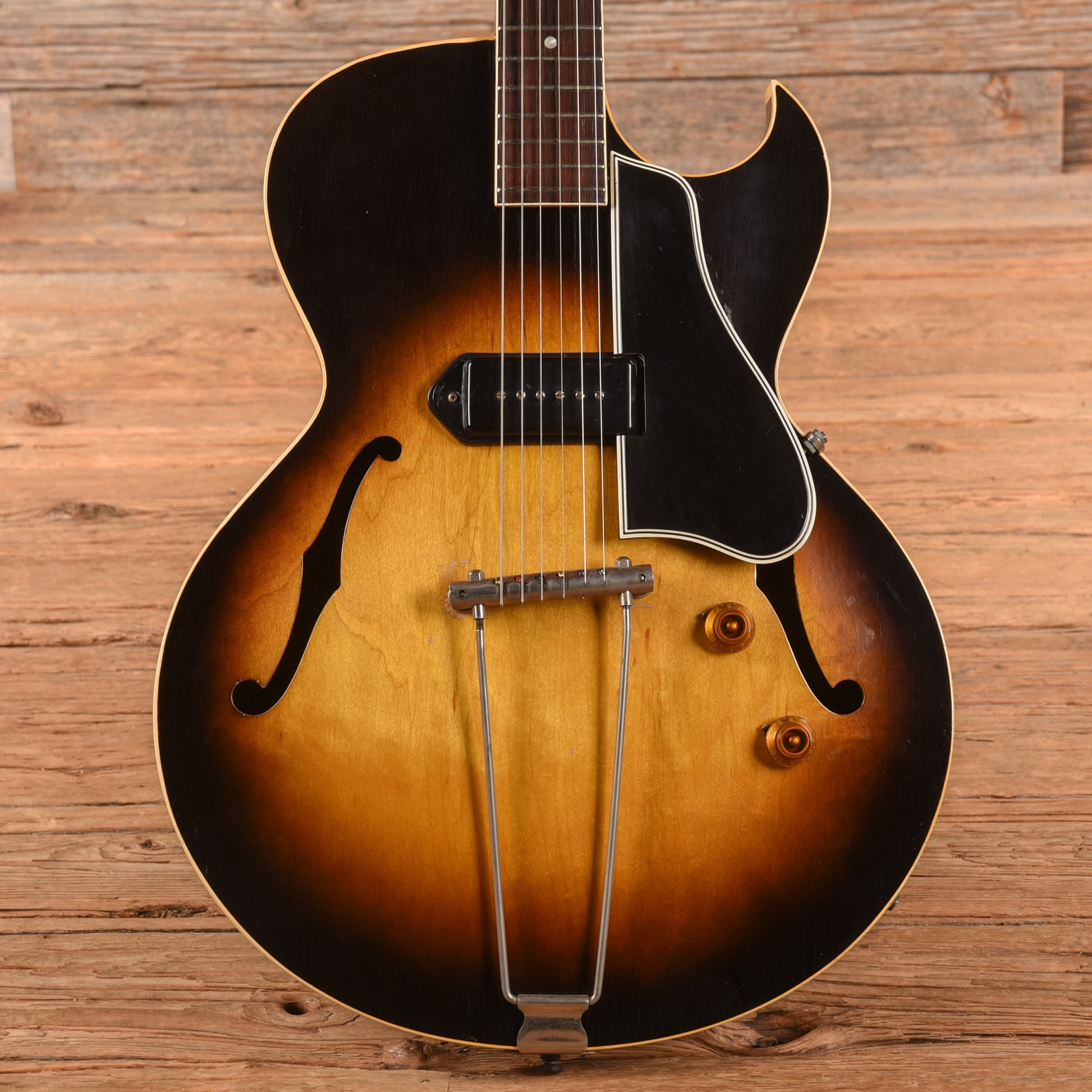 Gibson ES-225T Sunburst 1955 Electric Guitars / Hollow Body