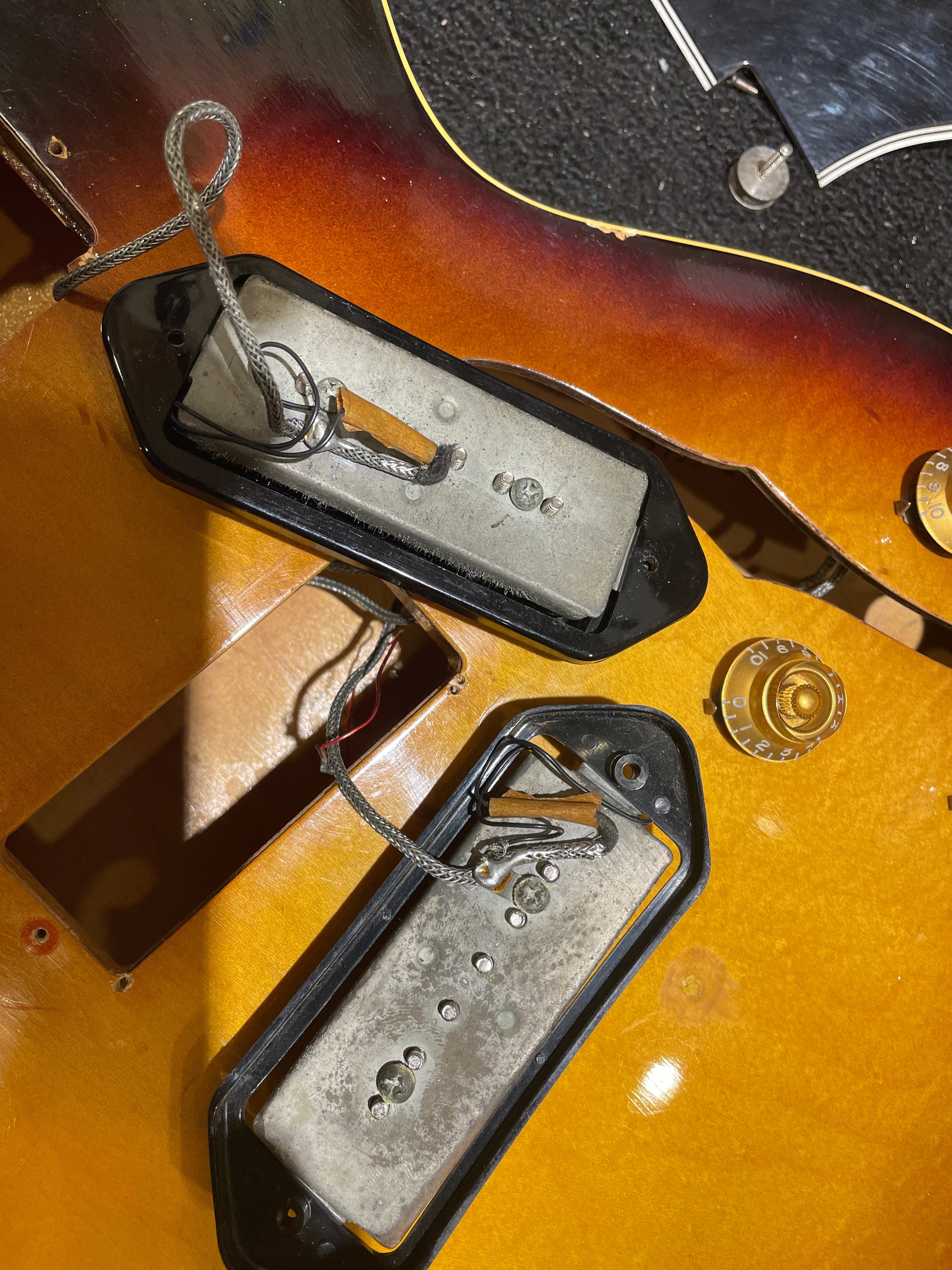 Gibson ES-225TD Sunburst 1958 Electric Guitars / Hollow Body