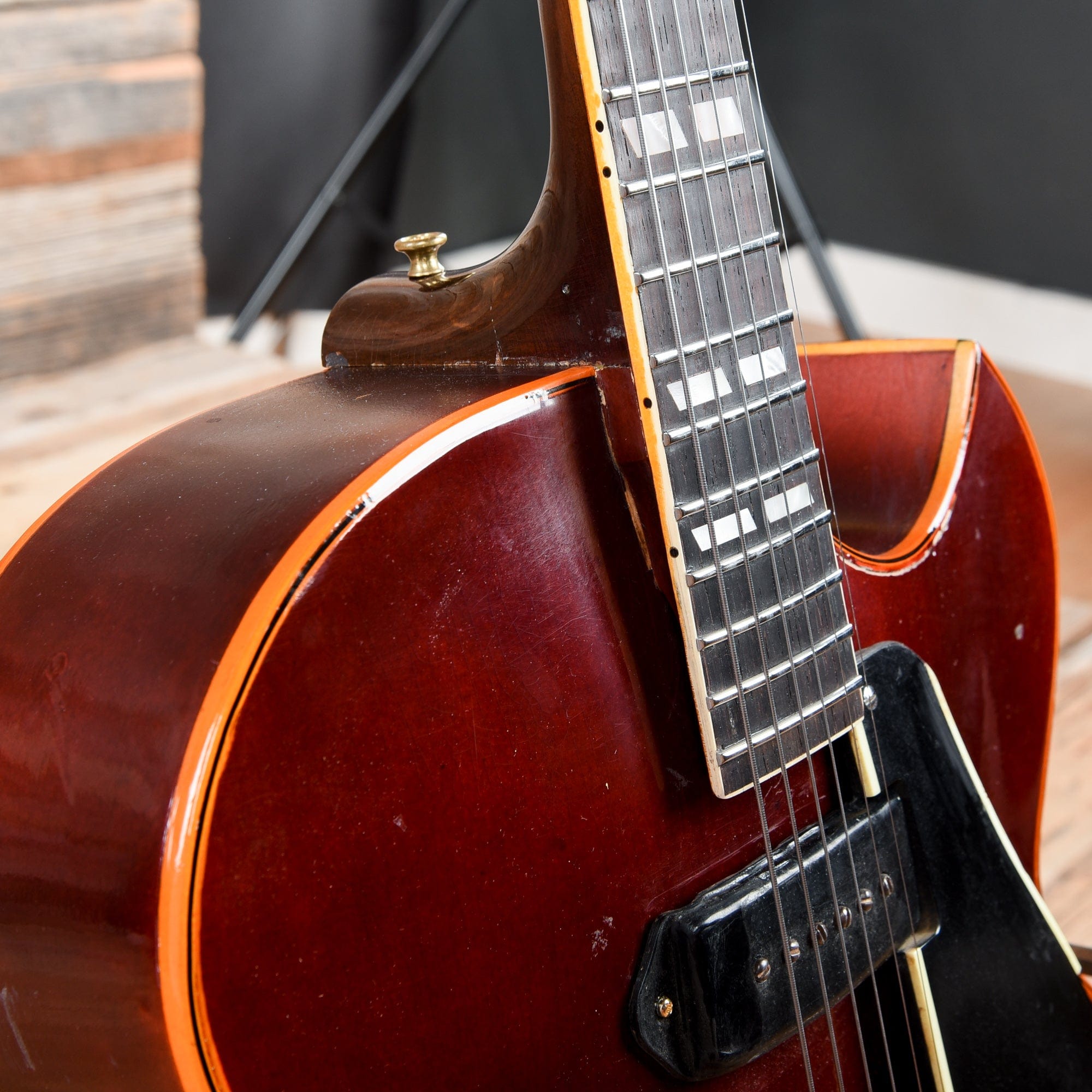 Gibson ES-300 Cherry Refin 1940s Electric Guitars / Hollow Body