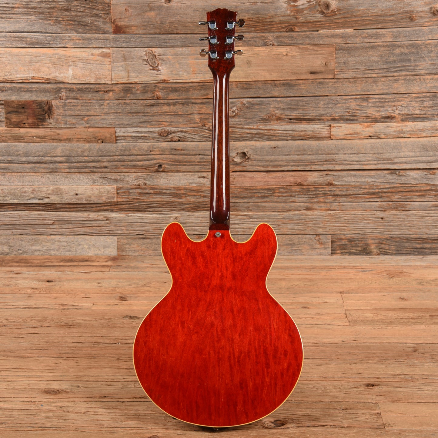Gibson ES-330 Cherry 1967 Electric Guitars / Hollow Body