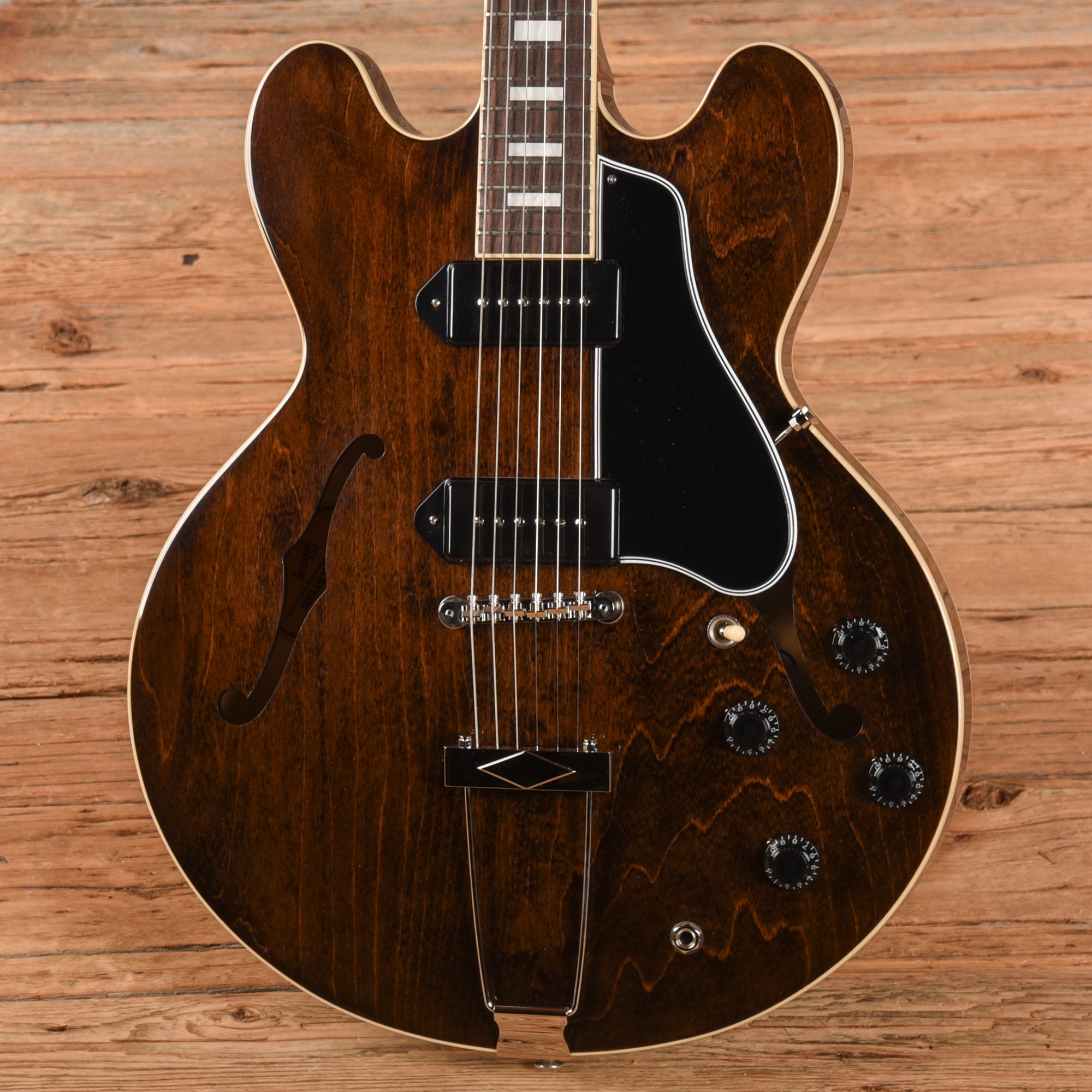 Gibson ES-330 Walnut 2025 – Chicago Music Exchange