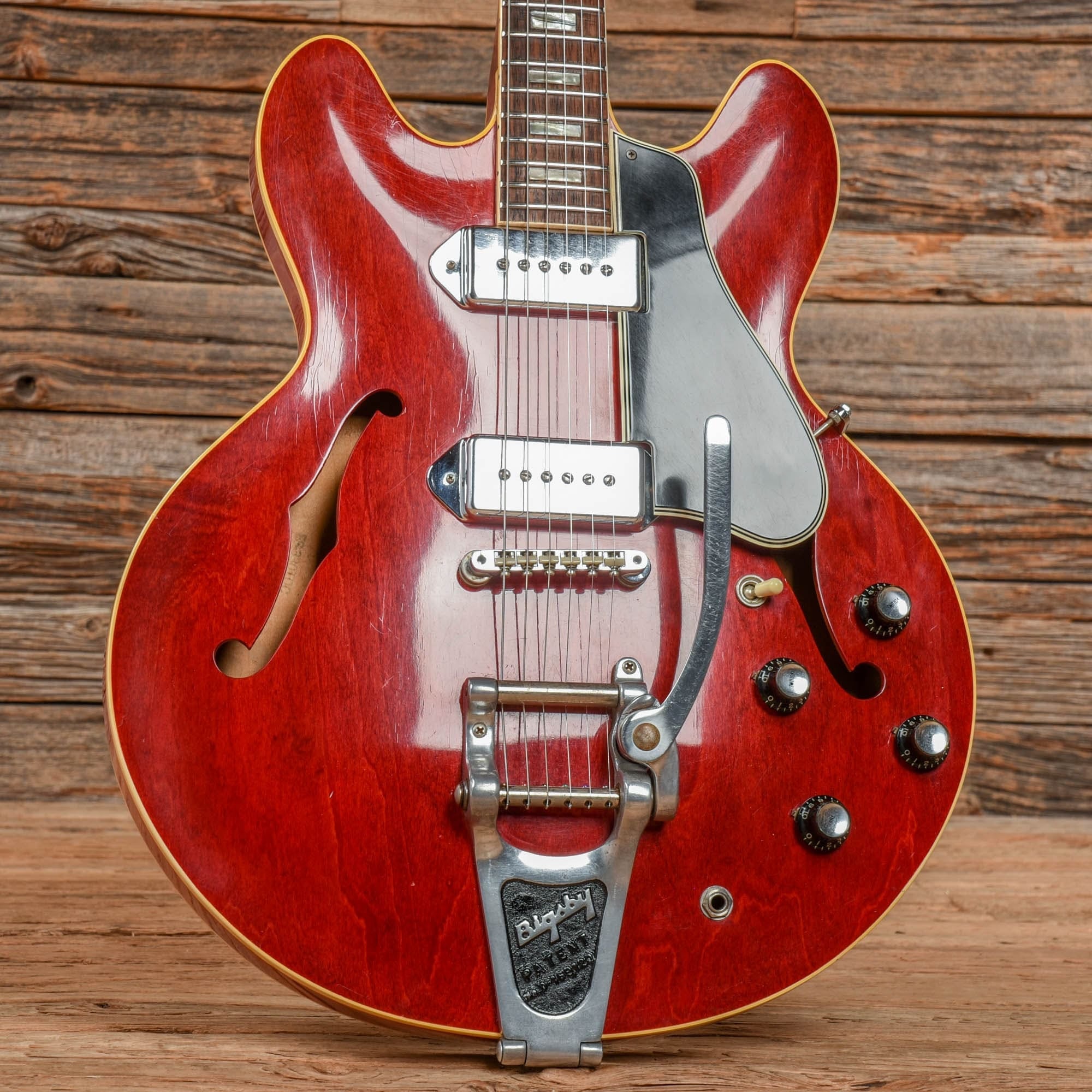 Gibson ES-330TDC Cherry 1966 Electric Guitars / Hollow Body