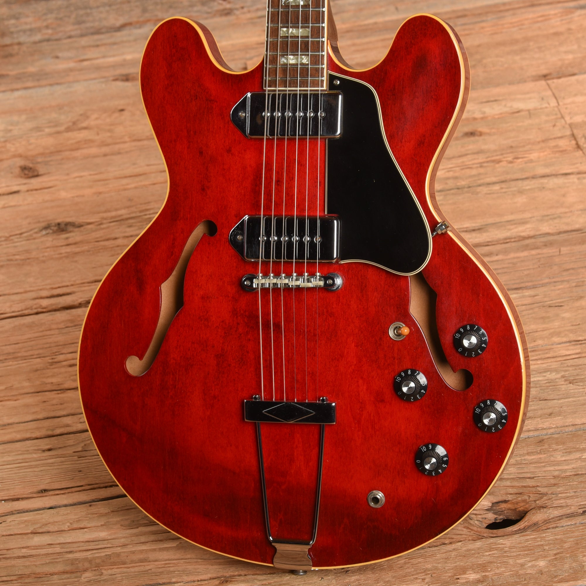 Gibson ES-330TDC Cherry 1967 Electric Guitars / Hollow Body