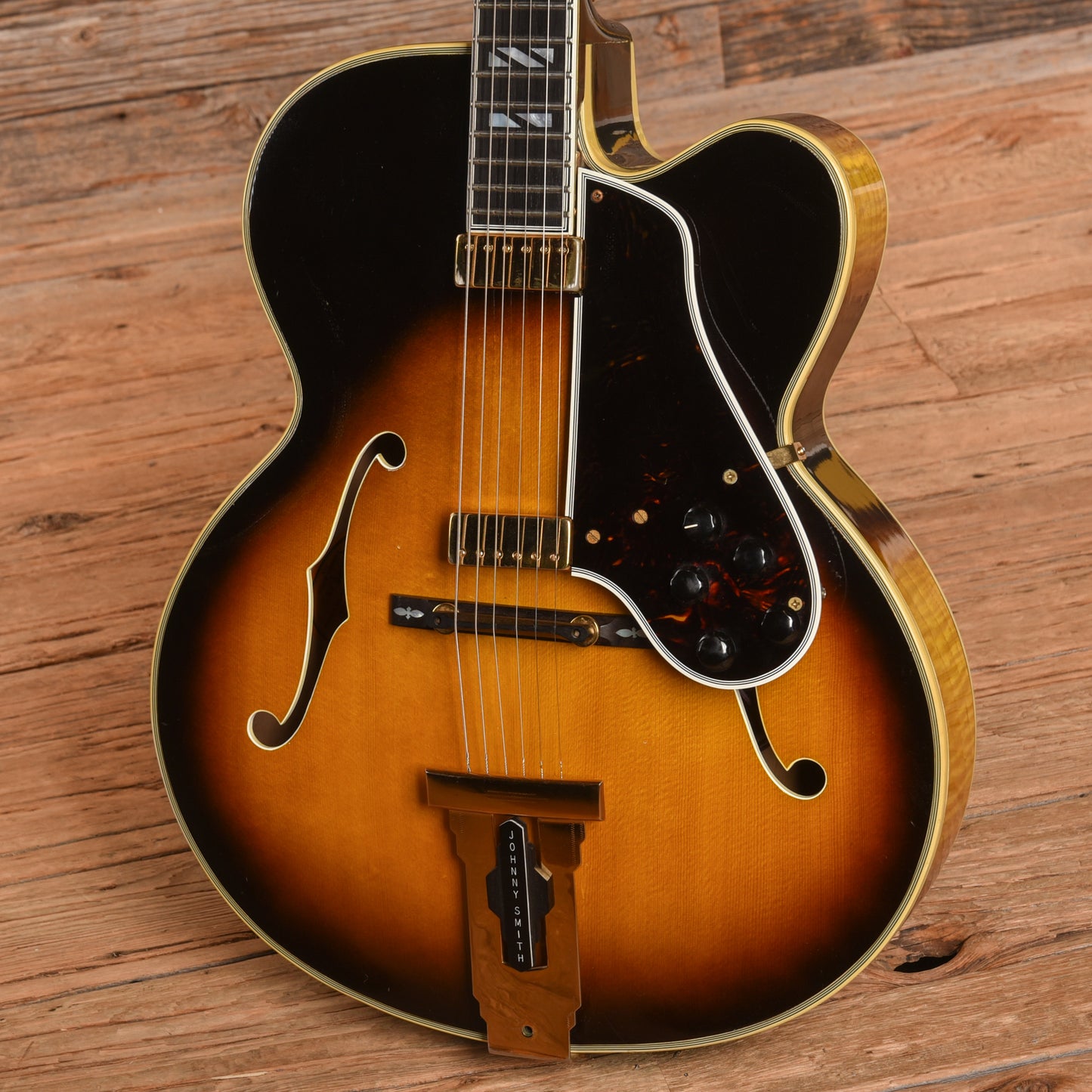 Gibson Johnny Smith Double Sunburst 1968 Electric Guitars / Hollow Body