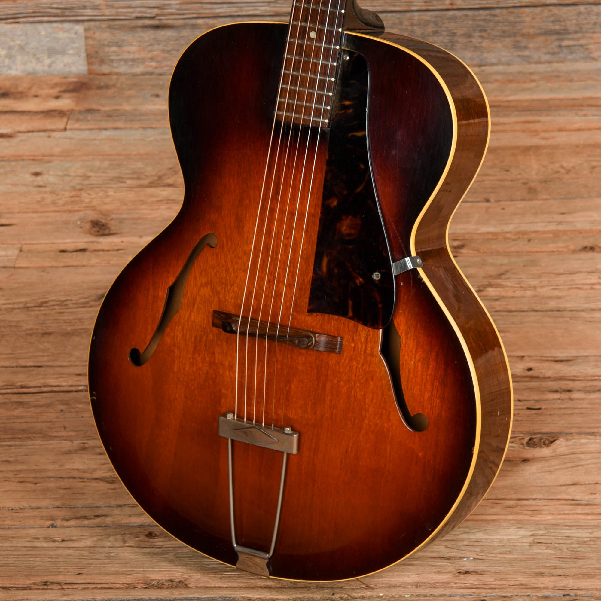 Gibson L-48 Sunburst 1959 Electric Guitars / Hollow Body
