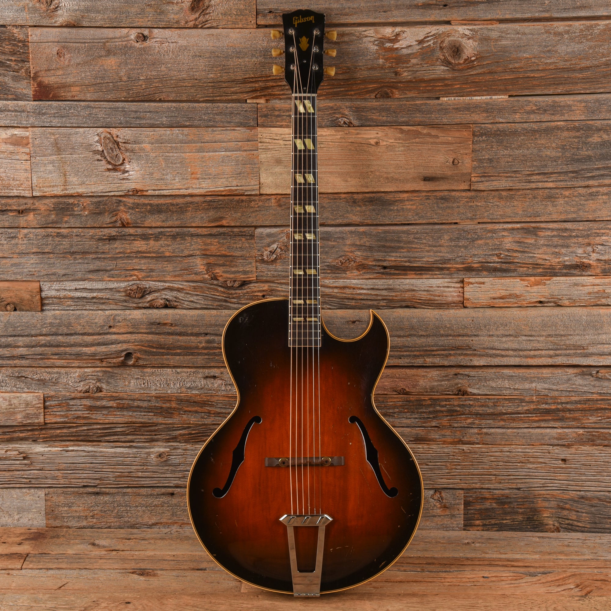 Gibson L-4C Sunburst 1949 Electric Guitars / Hollow Body