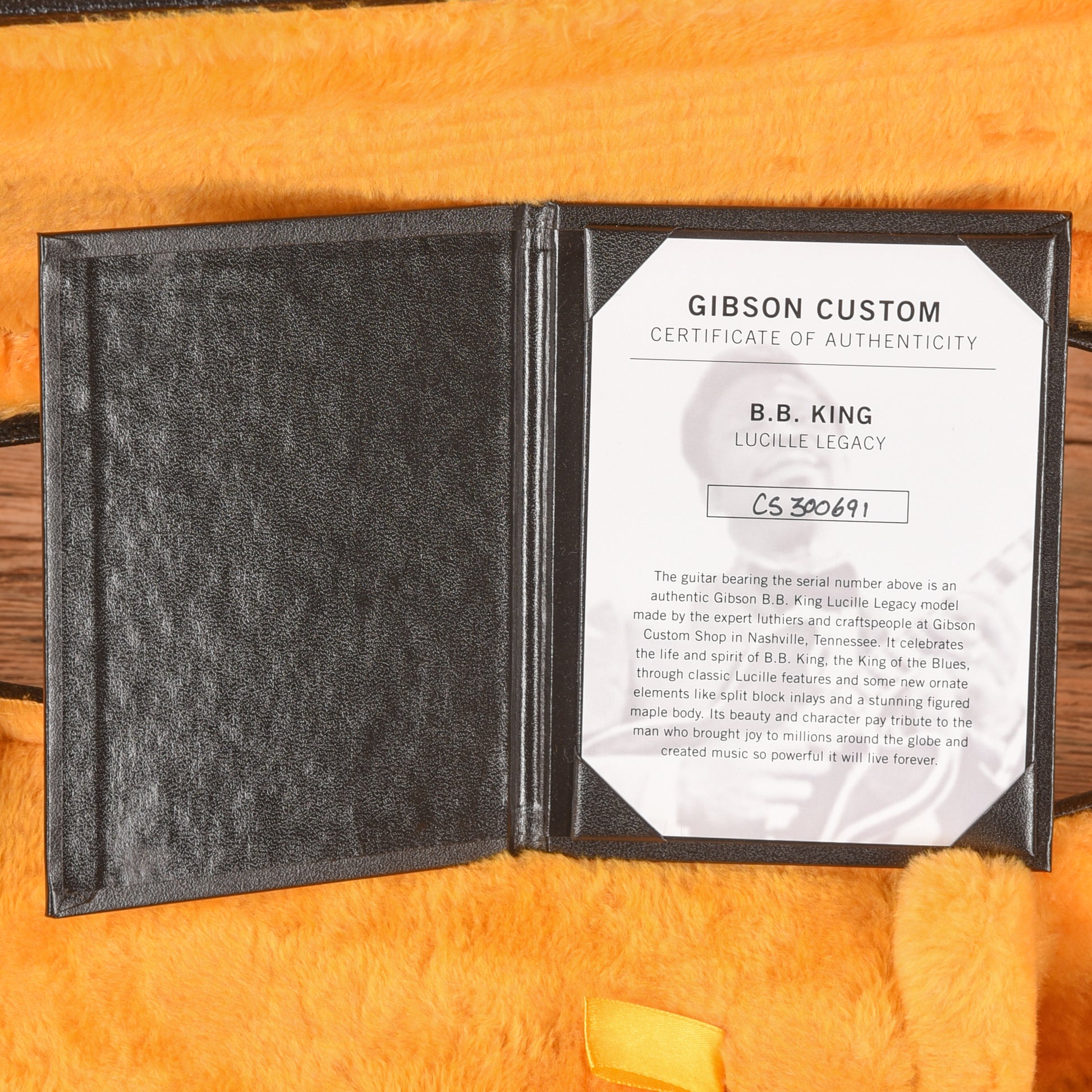 Gibson B.B. King Lucille Legacy Transparent Ebony Electric Guitars / Semi-Hollow