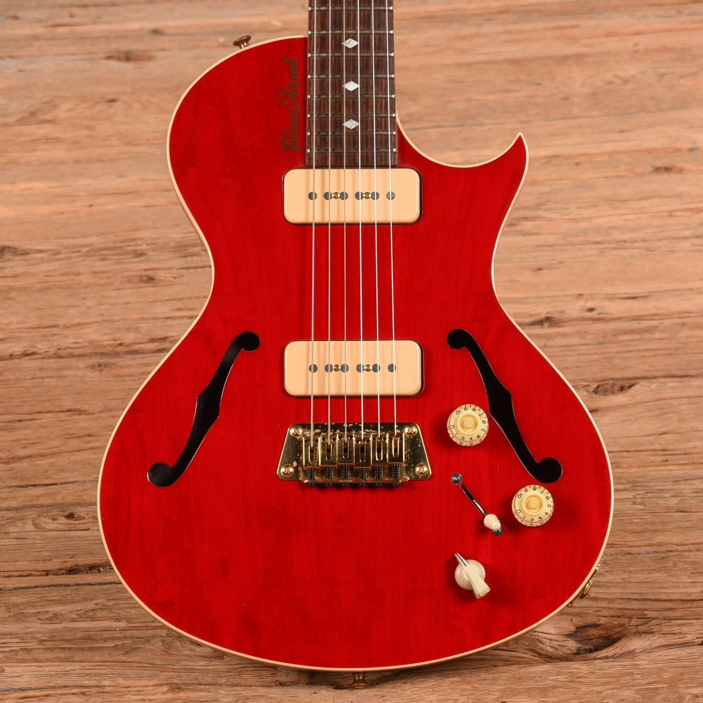 Gibson Blueshawk Cherry 1998 Electric Guitars / Semi-Hollow