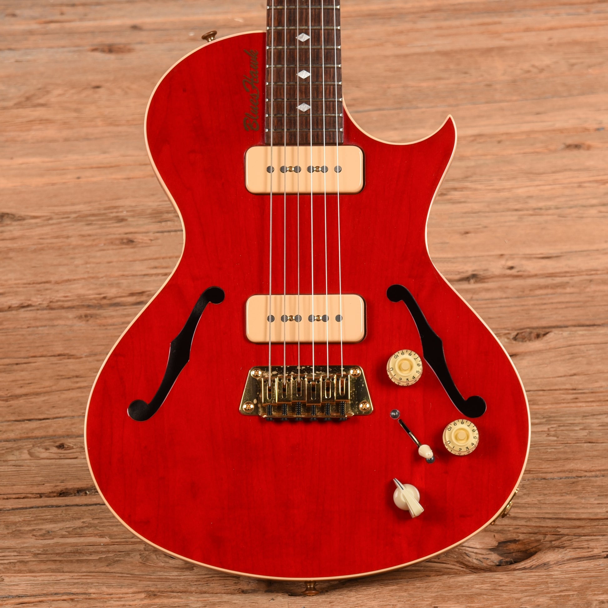 Gibson Blueshawk Cherry 1998 Electric Guitars / Semi-Hollow