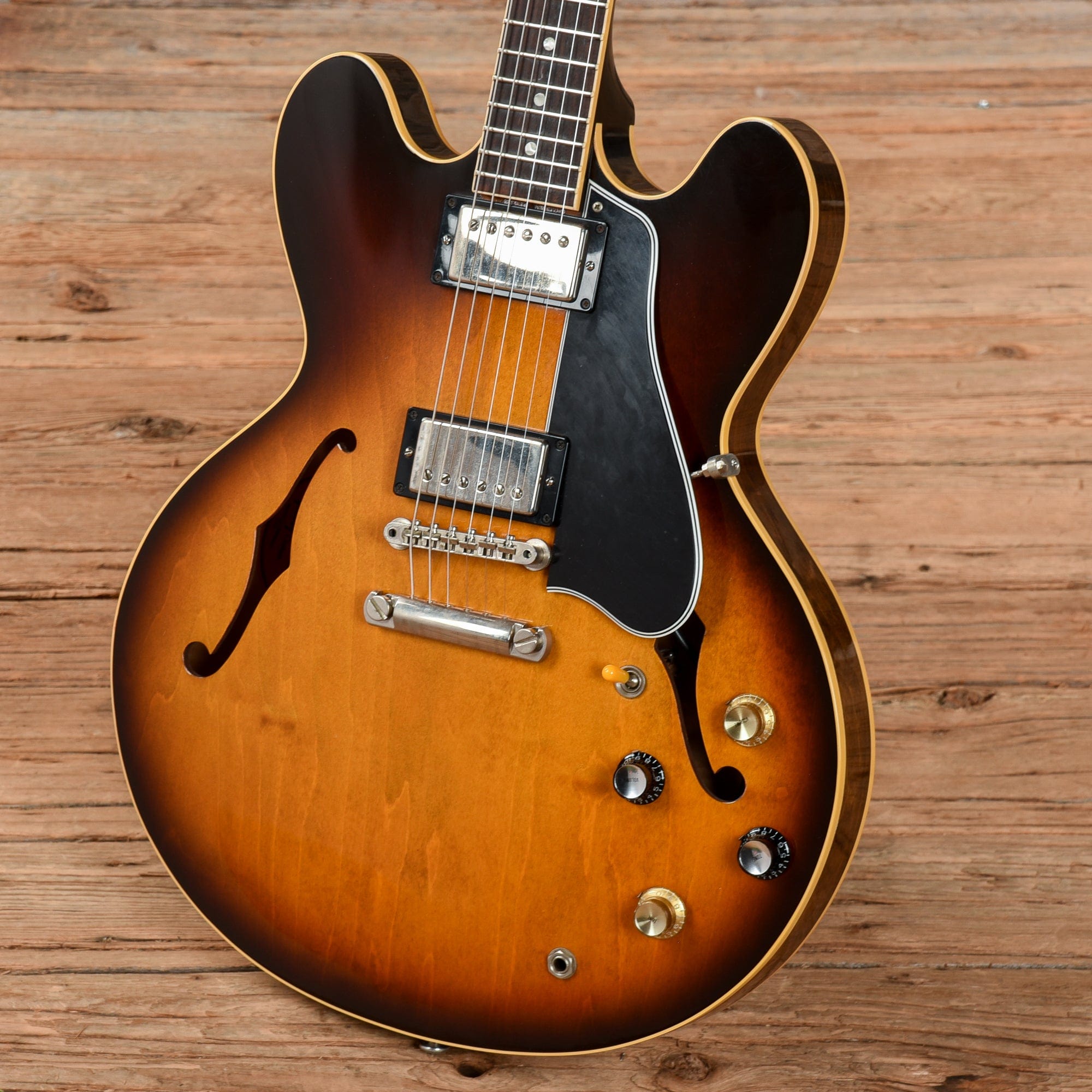 Gibson Custom '59 ES-335 Dot Reissue Sunburst 2000 Electric Guitars / Semi-Hollow