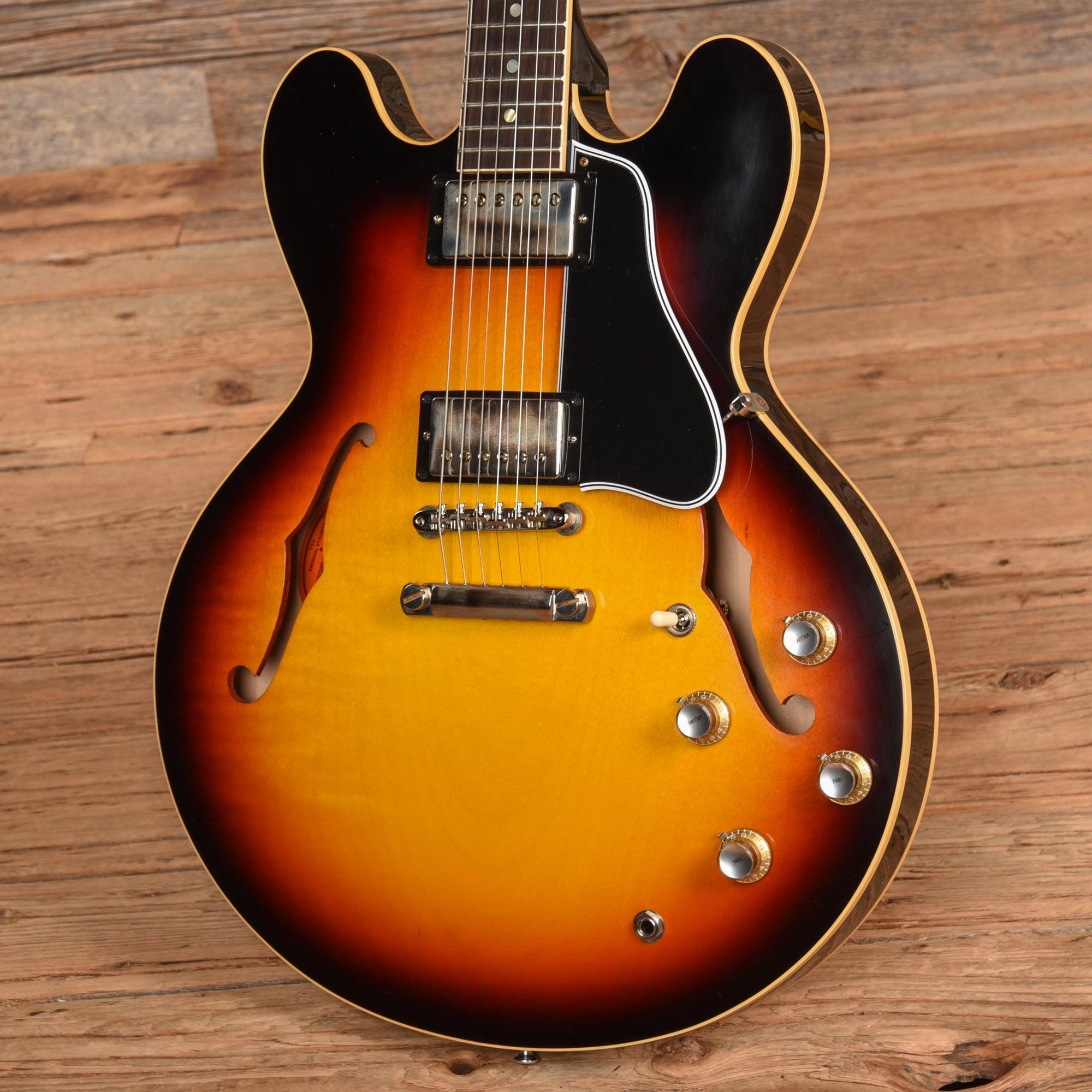 Gibson Custom 61 ES-335 Sunburst 2024 Electric Guitars / Semi-Hollow