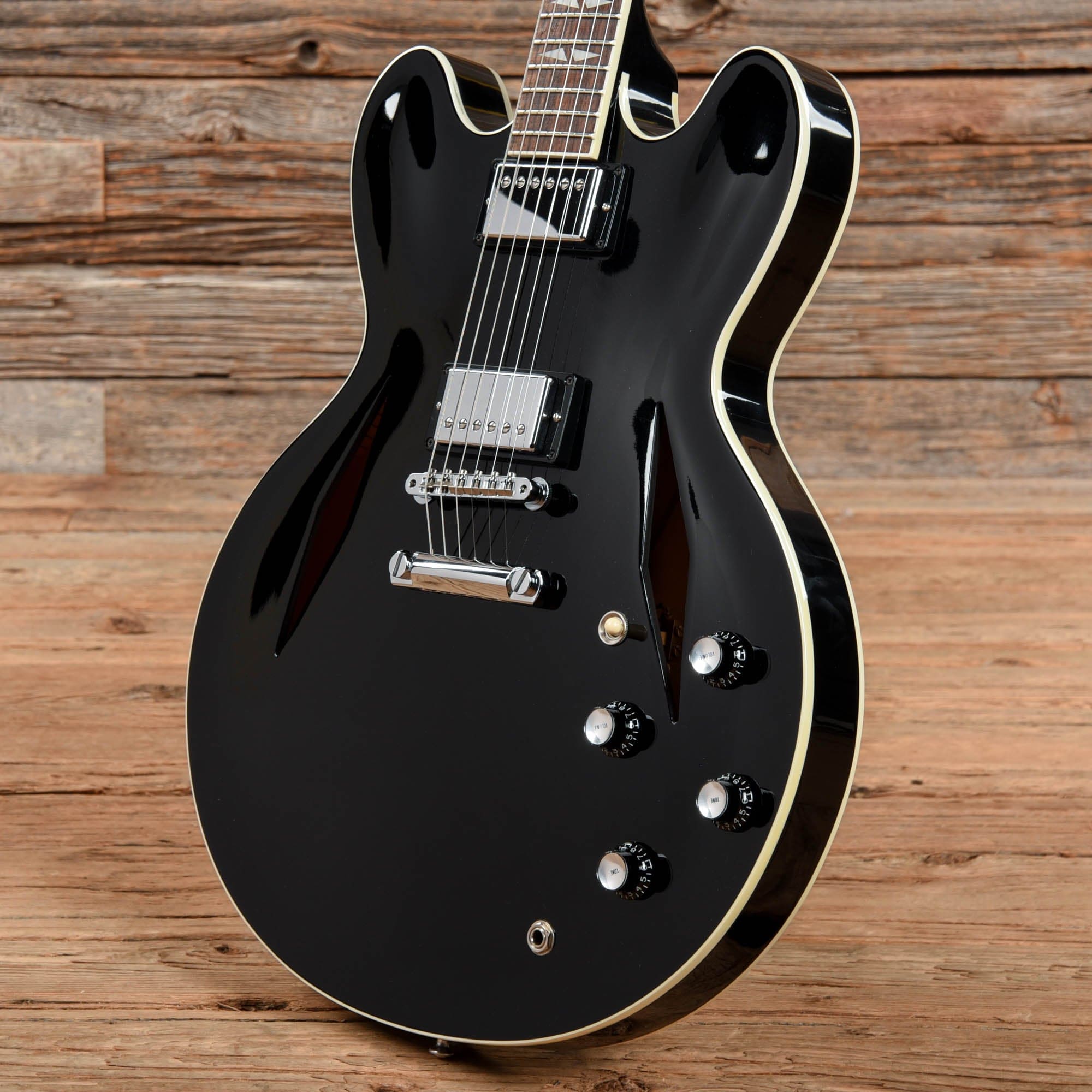 gibson-dave-grohl-dg-335-ebony-2007-chicago-music-exchange