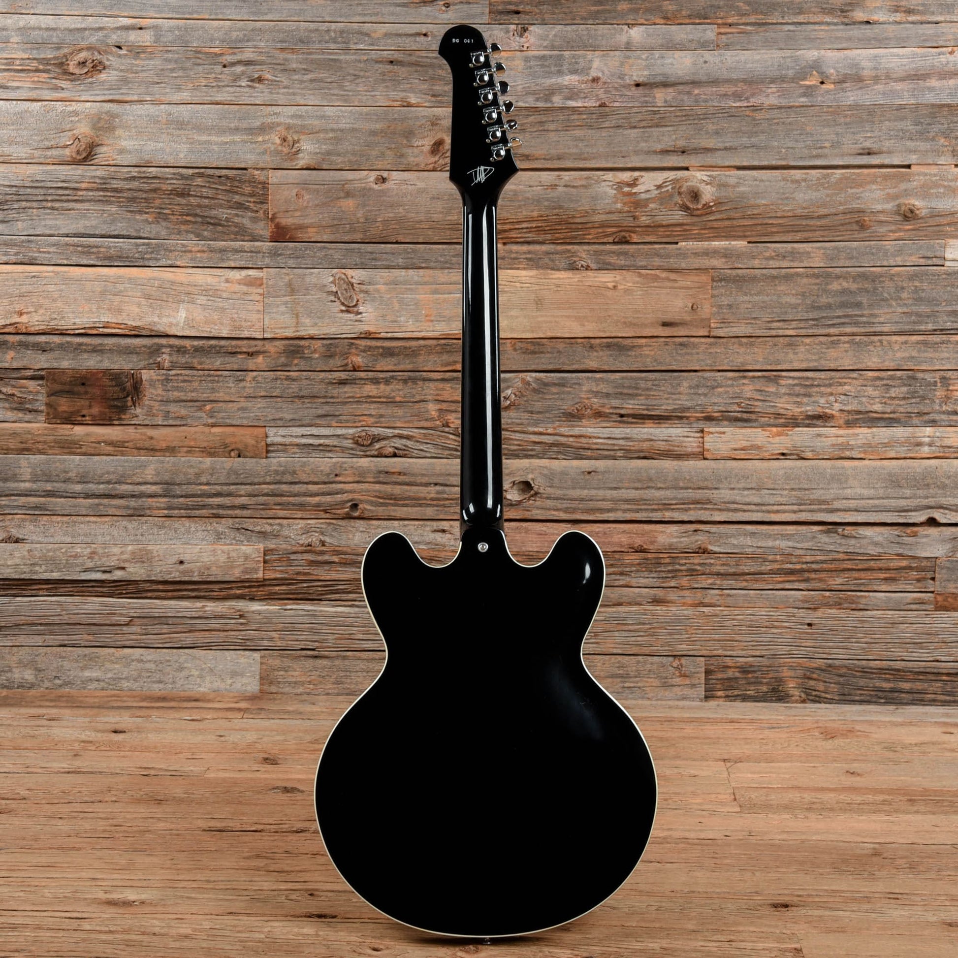 Gibson Dave Grohl DG-335 Ebony 2007 Electric Guitars / Semi-Hollow