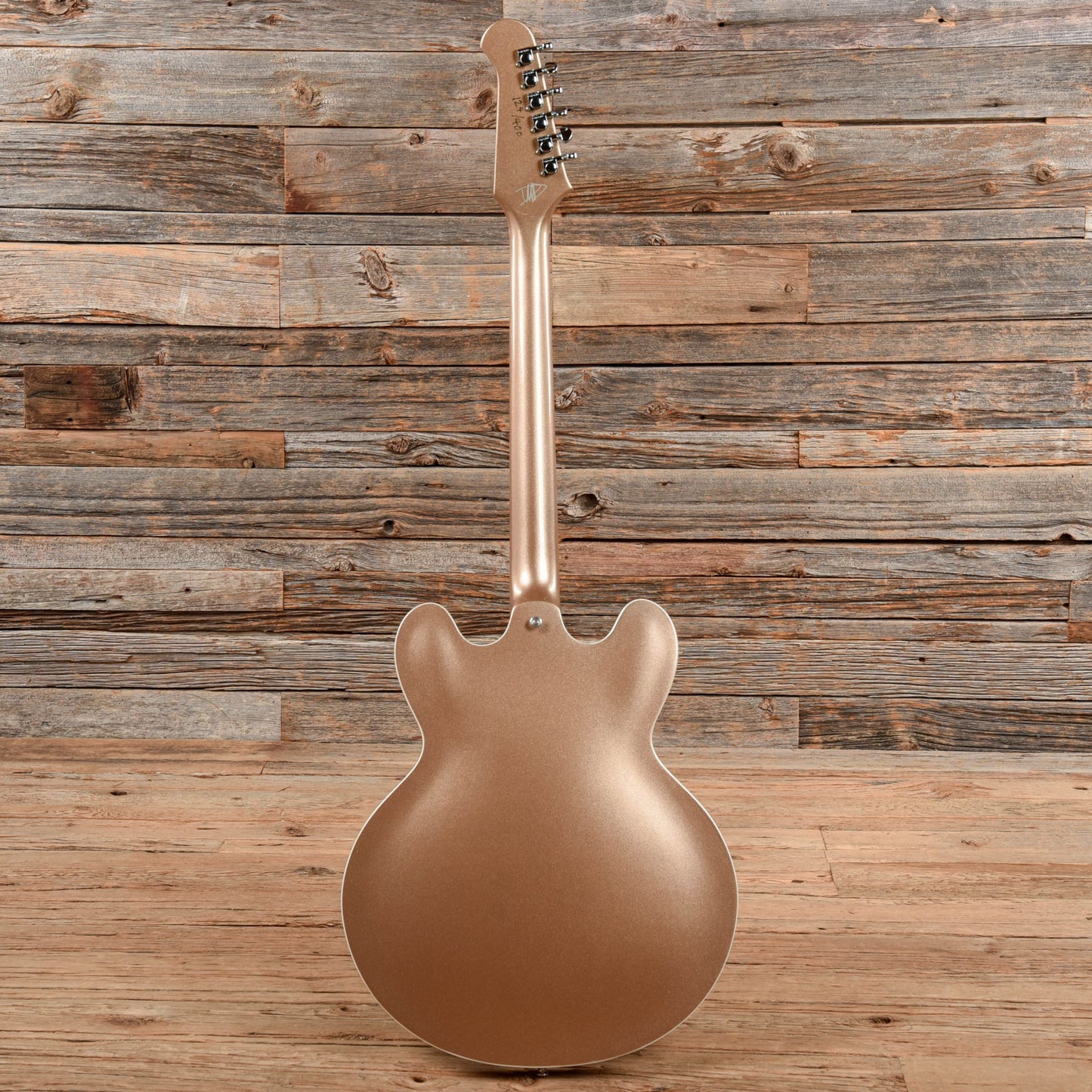 Gibson Dave Grohl DG-335 Metallic Gold 2014 Electric Guitars / Semi-Hollow