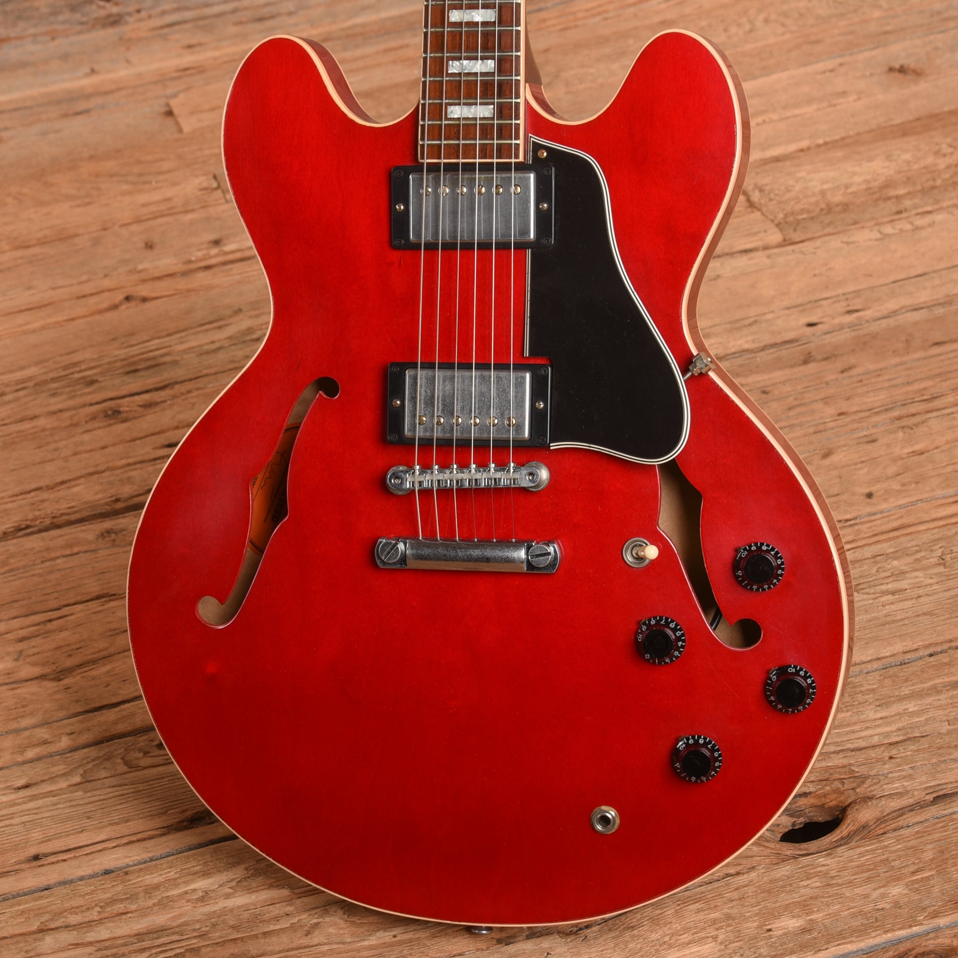 Gibson Eric Clapton Crossroads Cherry 2005 Electric Guitars / Semi-Hollow