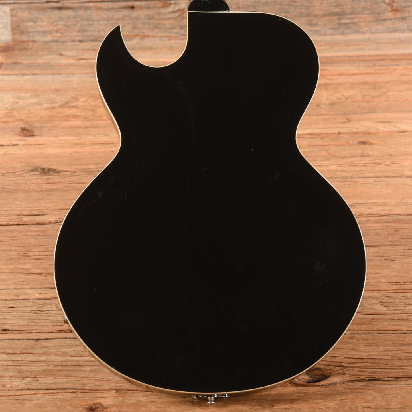Gibson ES-135 Ebony 2002 Electric Guitars / Semi-Hollow