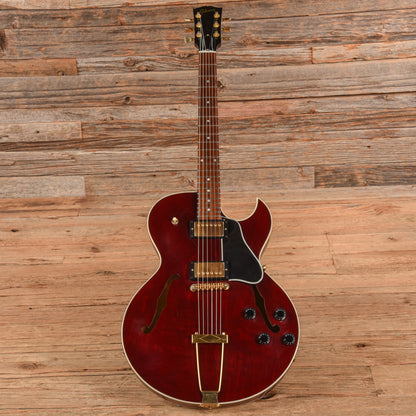 Gibson ES-135 Wine Red 1999 Electric Guitars / Semi-Hollow