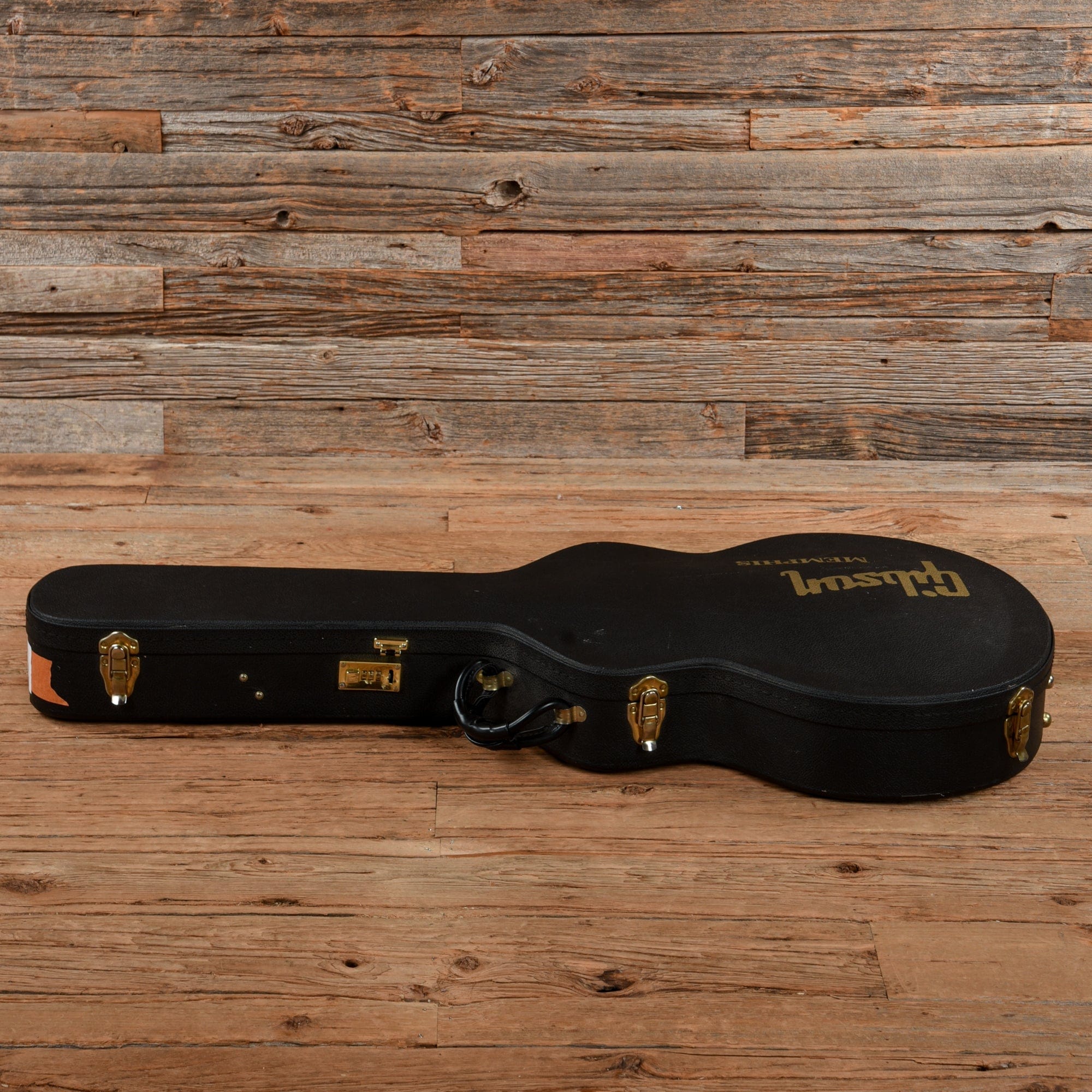 Gibson ES-135 Wine Red 2002 Electric Guitars / Semi-Hollow