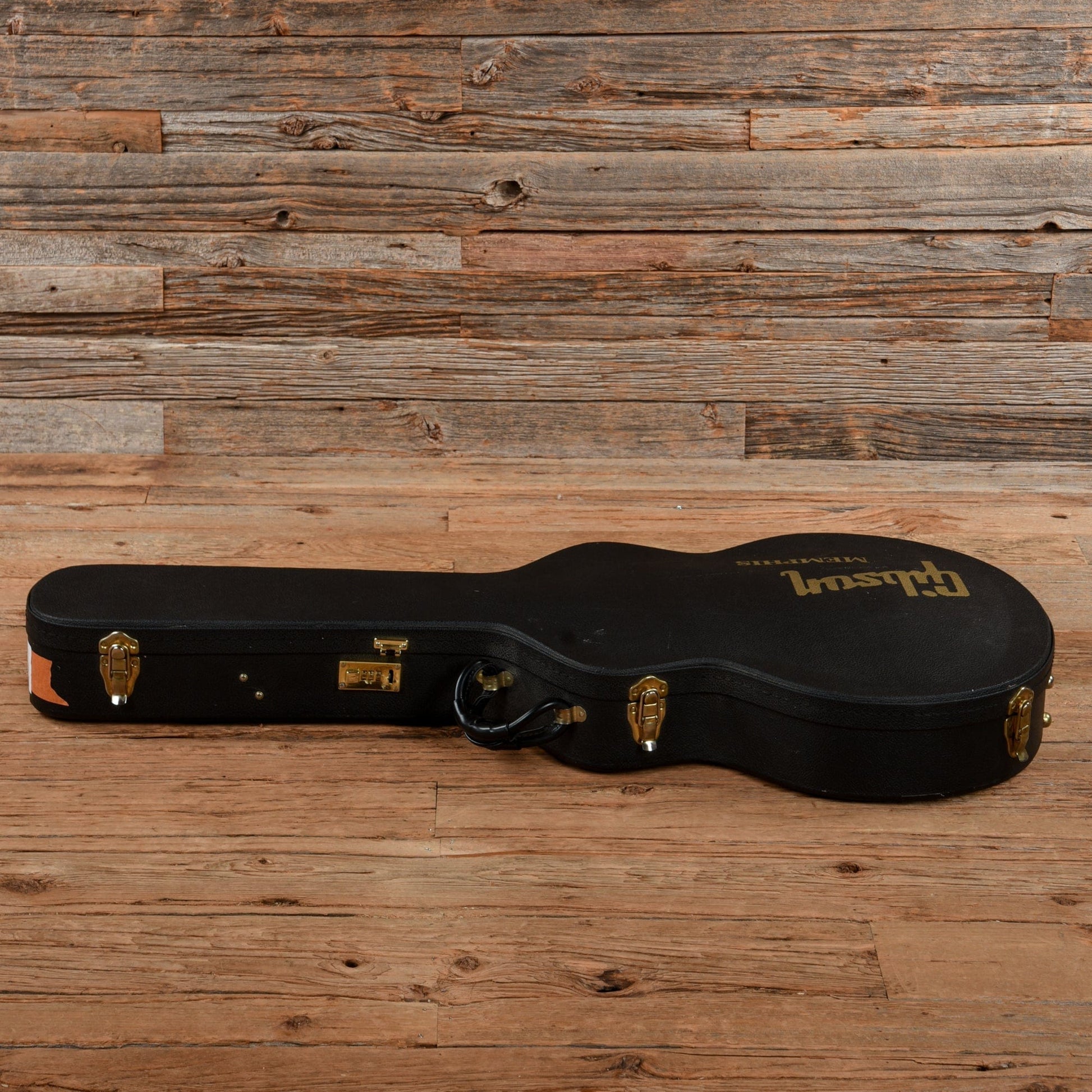 Gibson ES-135 Wine Red 2002 Electric Guitars / Semi-Hollow