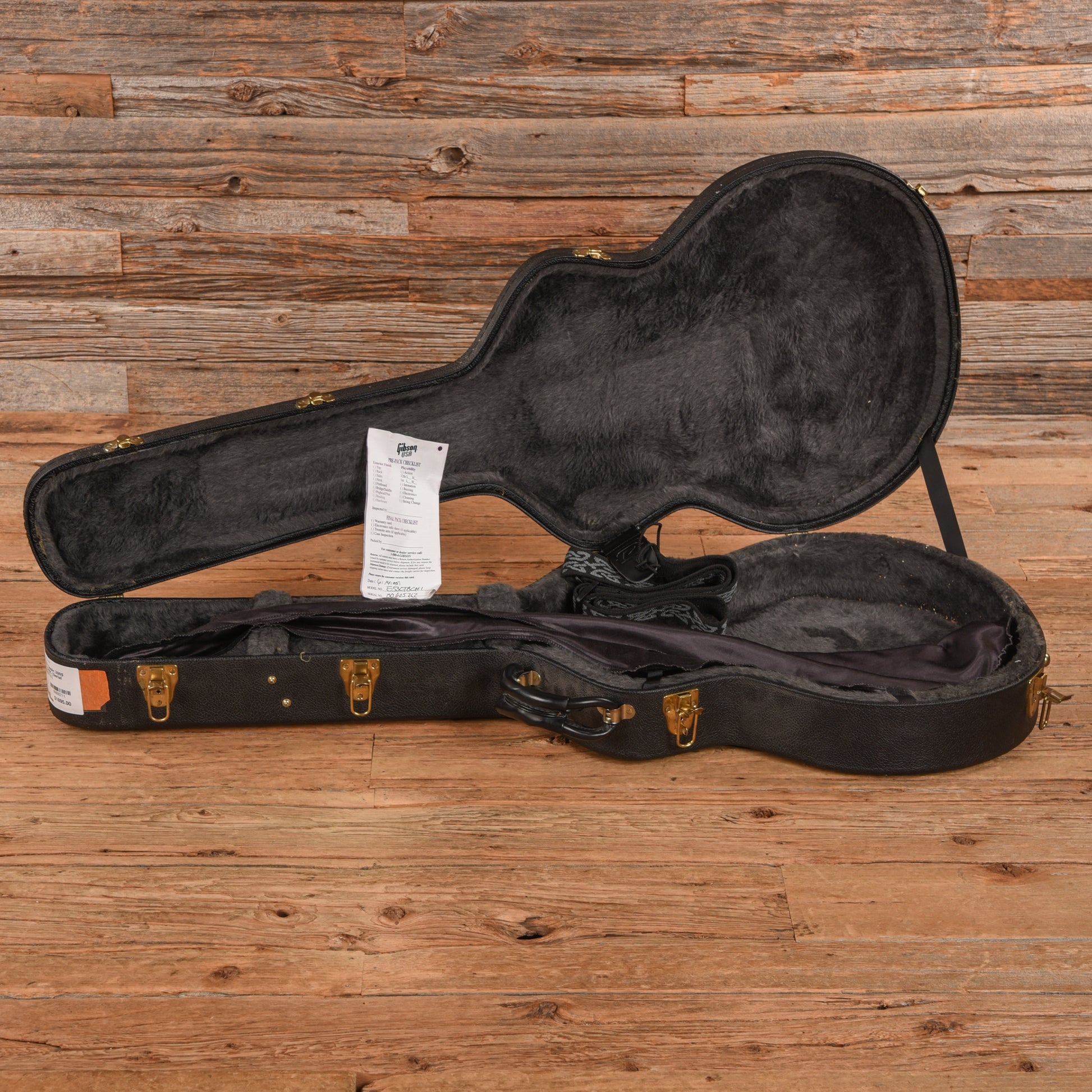 Gibson ES-137 Classic Sunburst 2005 Electric Guitars / Semi-Hollow