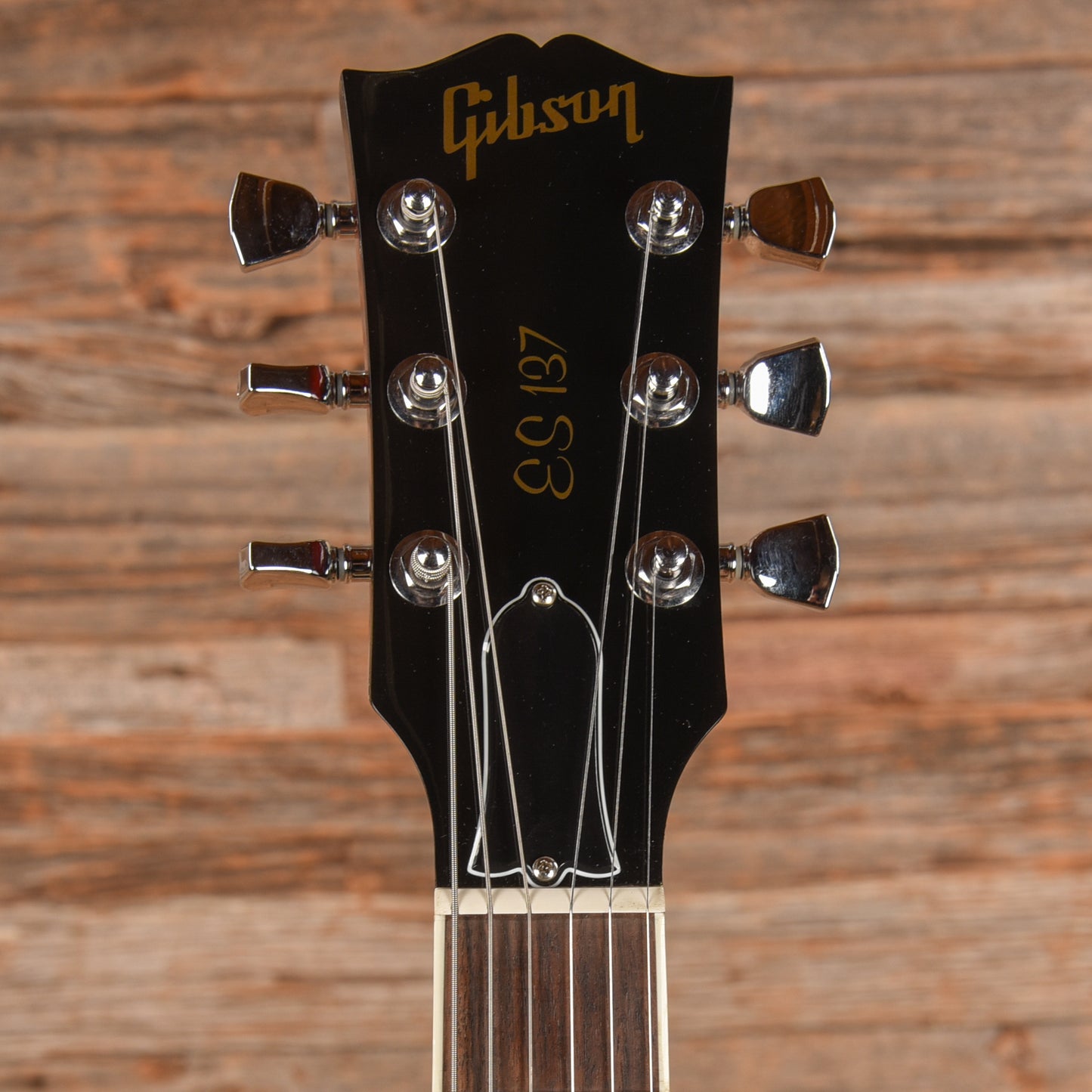 Gibson ES-137 Classic Sunburst 2005 Electric Guitars / Semi-Hollow