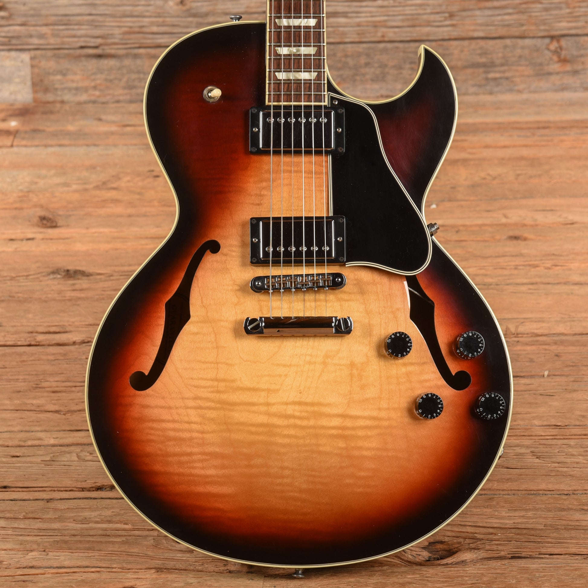 Gibson ES-137 Sunburst 2007 Electric Guitars / Semi-Hollow