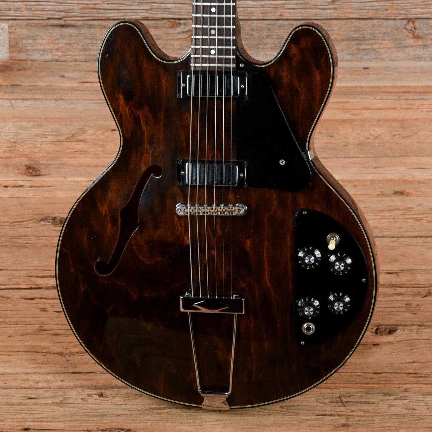 Gibson ES-325TD Walnut 1972 Electric Guitars / Semi-Hollow