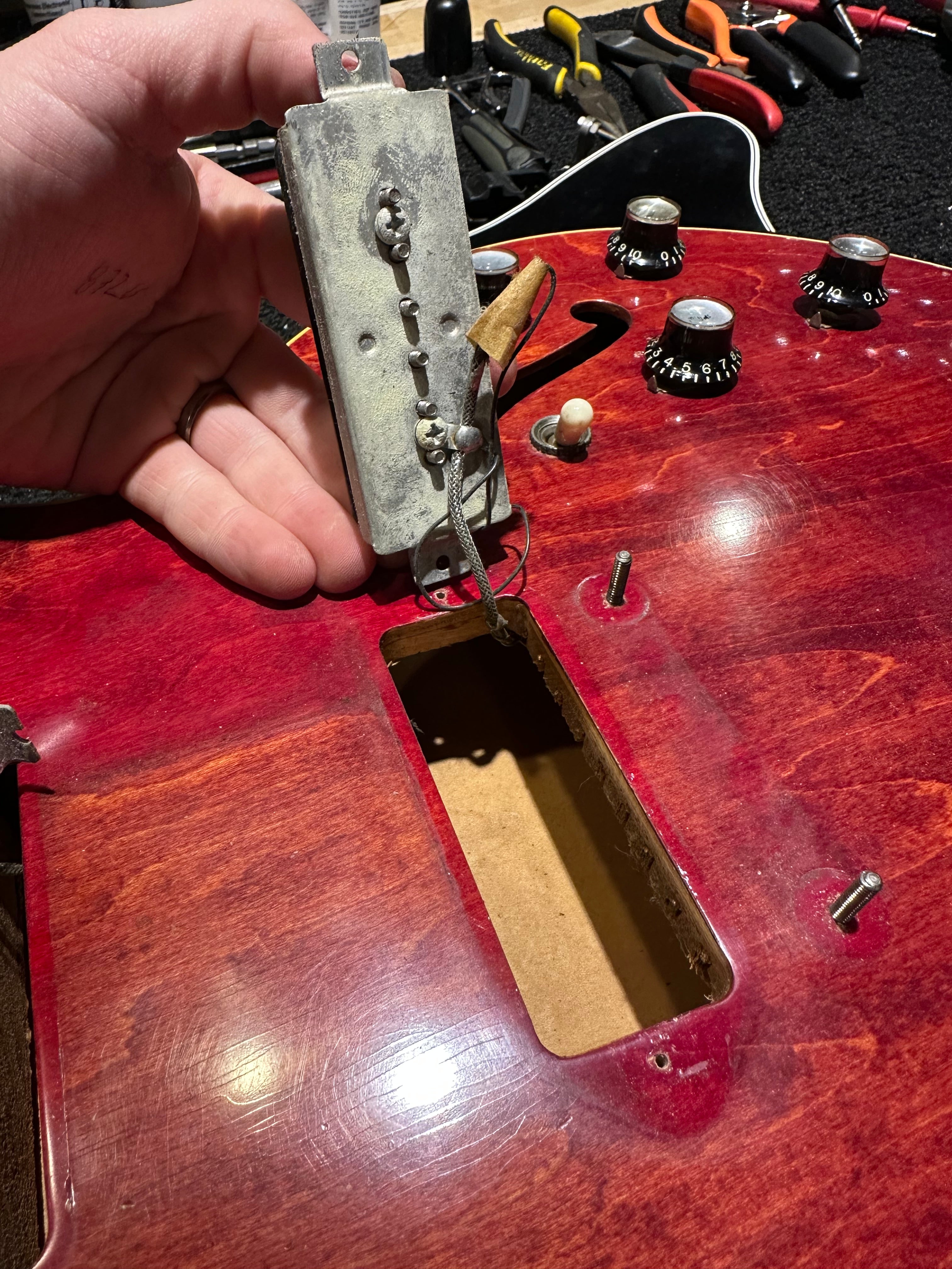 Gibson ES-330 Cherry 1962 Electric Guitars / Semi-Hollow