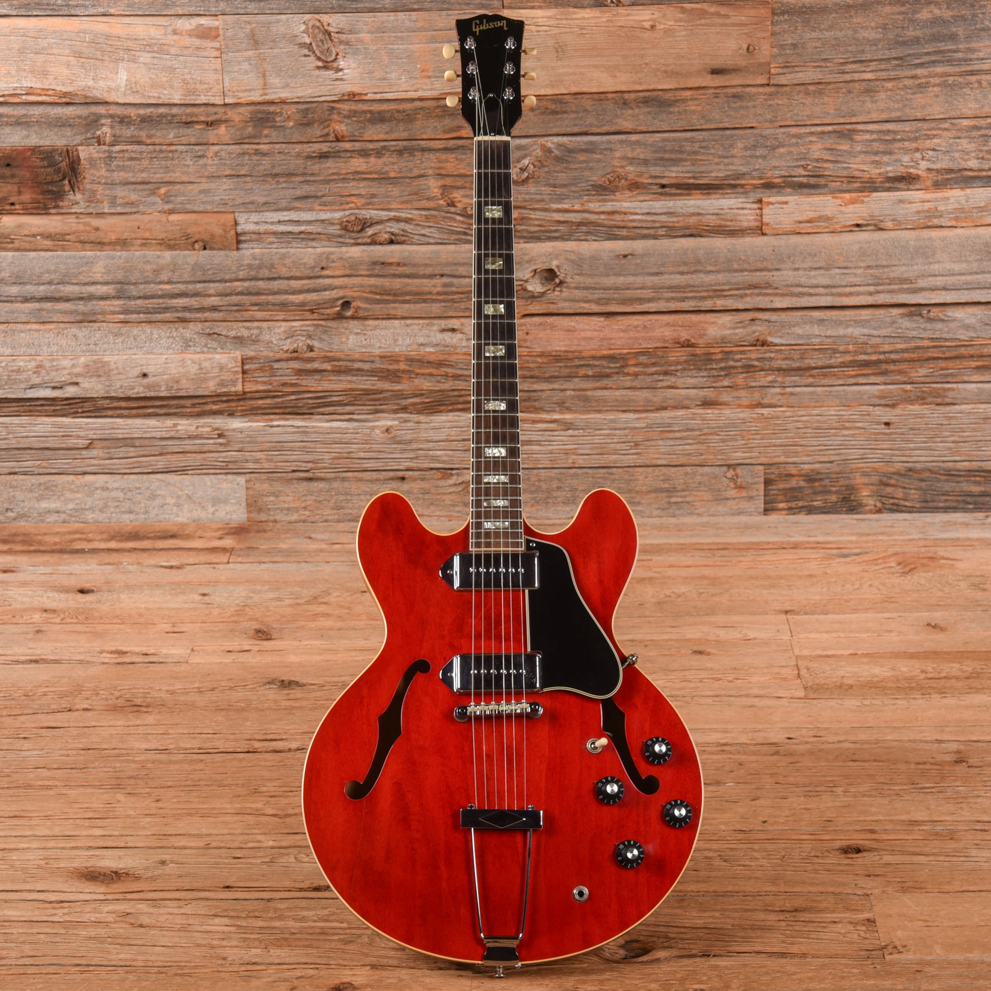 Gibson ES-330 Cherry 1969 Electric Guitars / Semi-Hollow