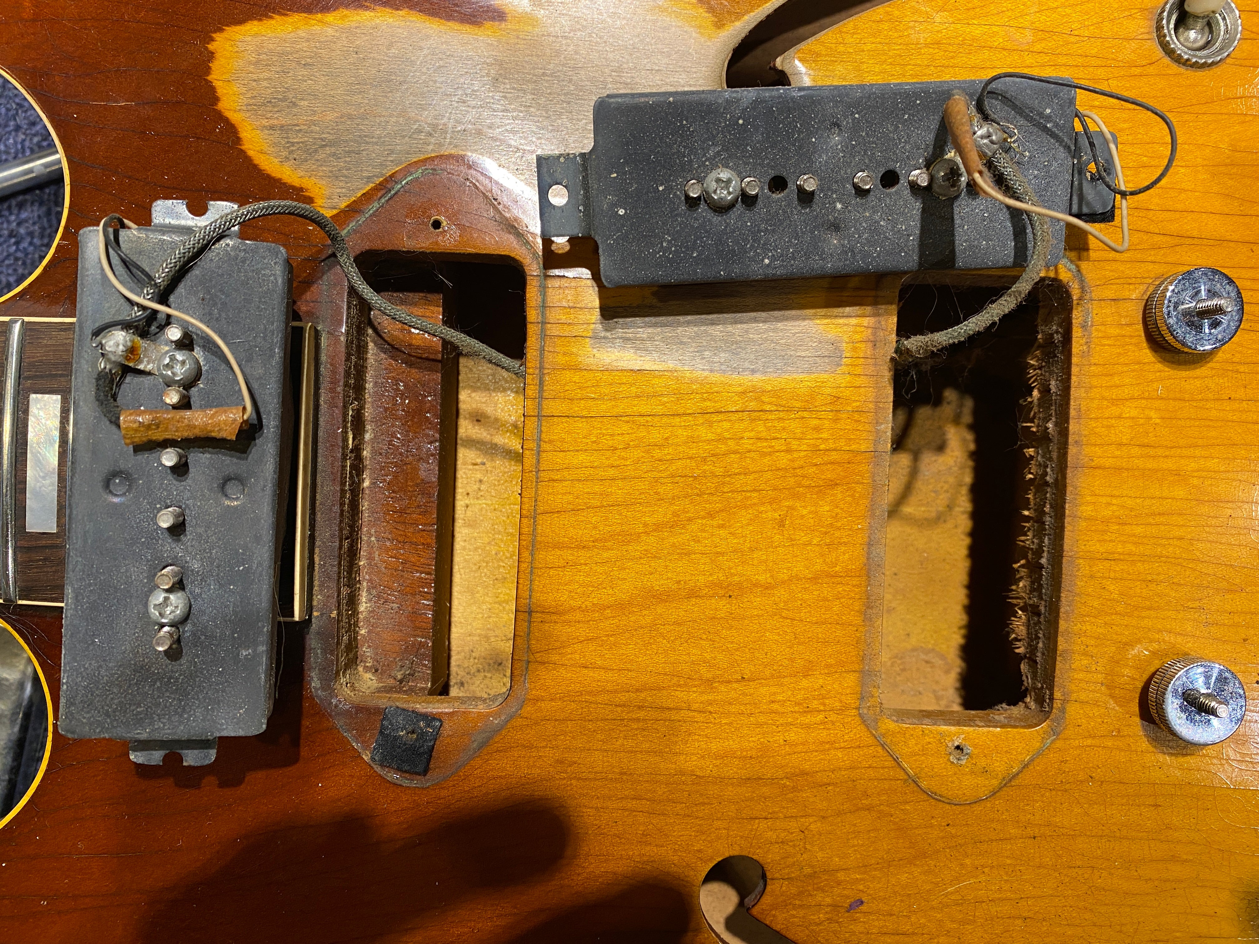 Gibson ES-330TD Sunburst 1966 Electric Guitars / Semi-Hollow