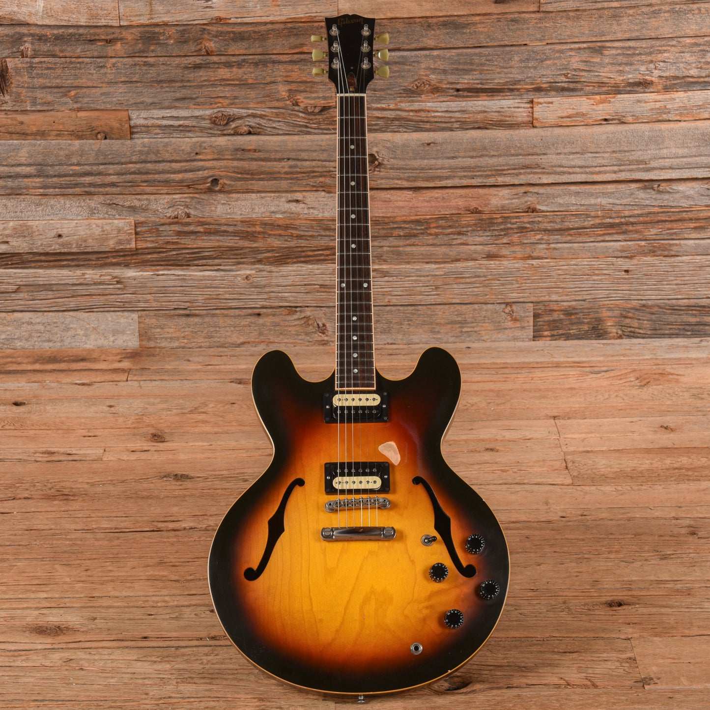 Gibson ES-333 Sunburst 2004 Electric Guitars / Semi-Hollow