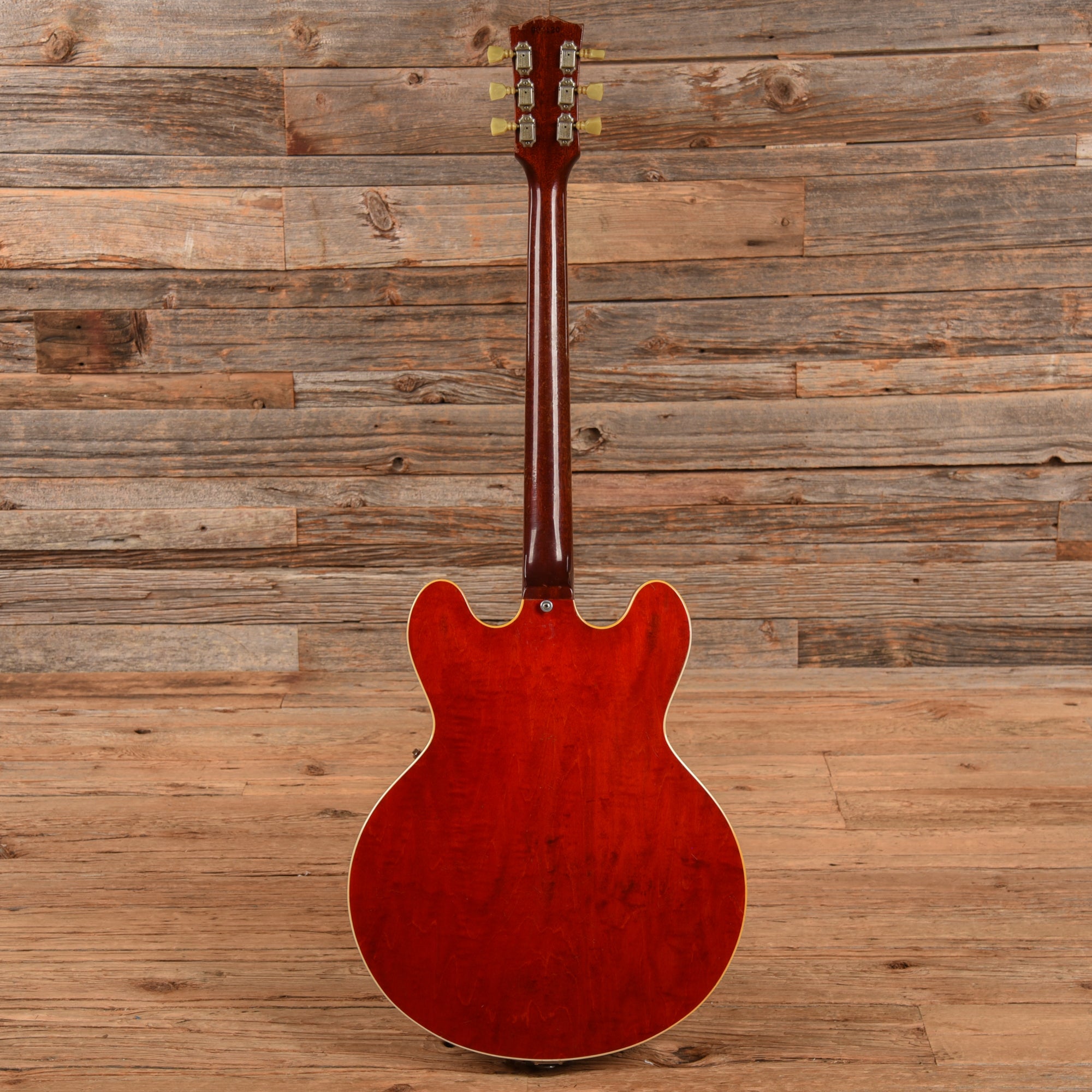 Gibson ES-335 Cherry 1968 Electric Guitars / Semi-Hollow