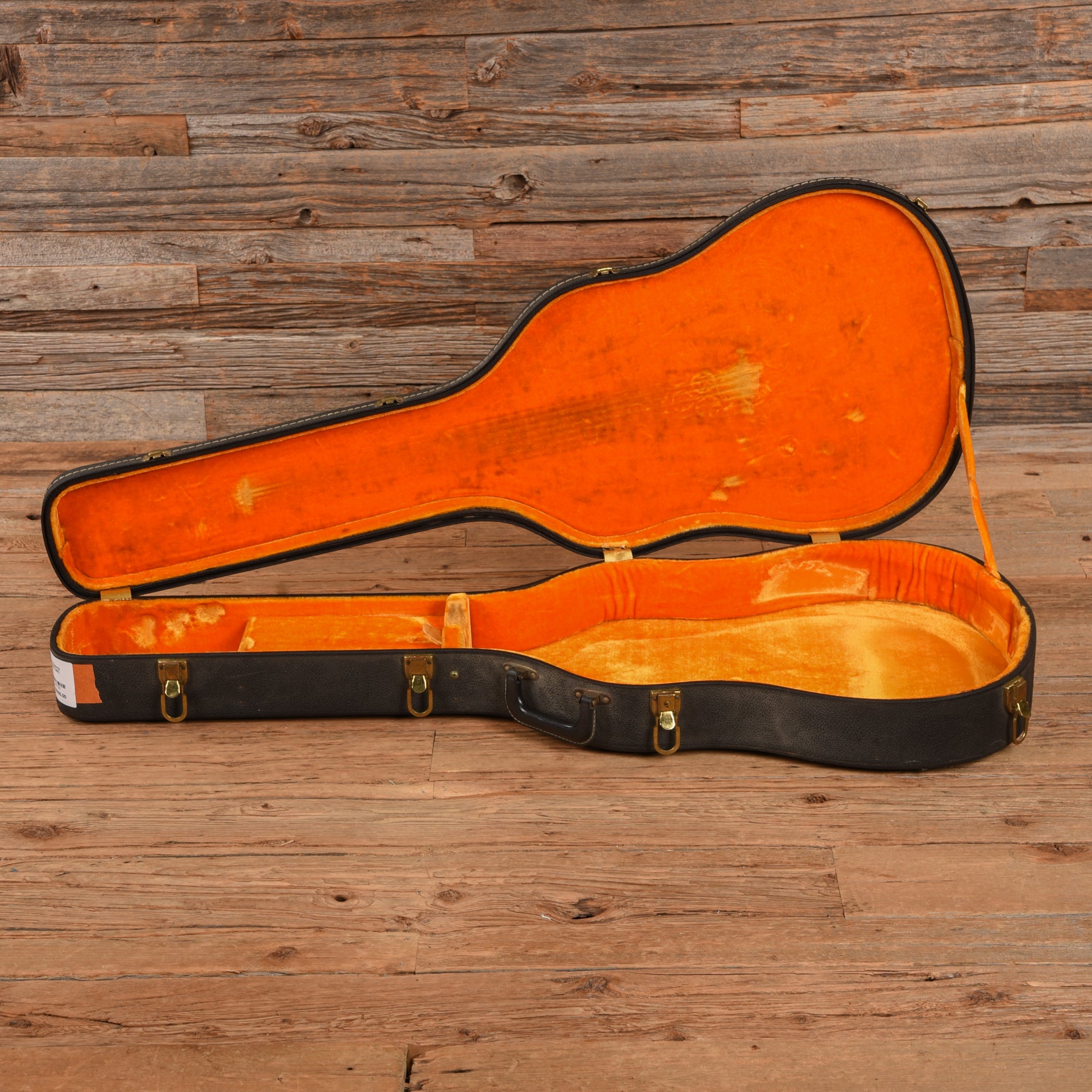Gibson ES-335 Cherry 1968 Electric Guitars / Semi-Hollow