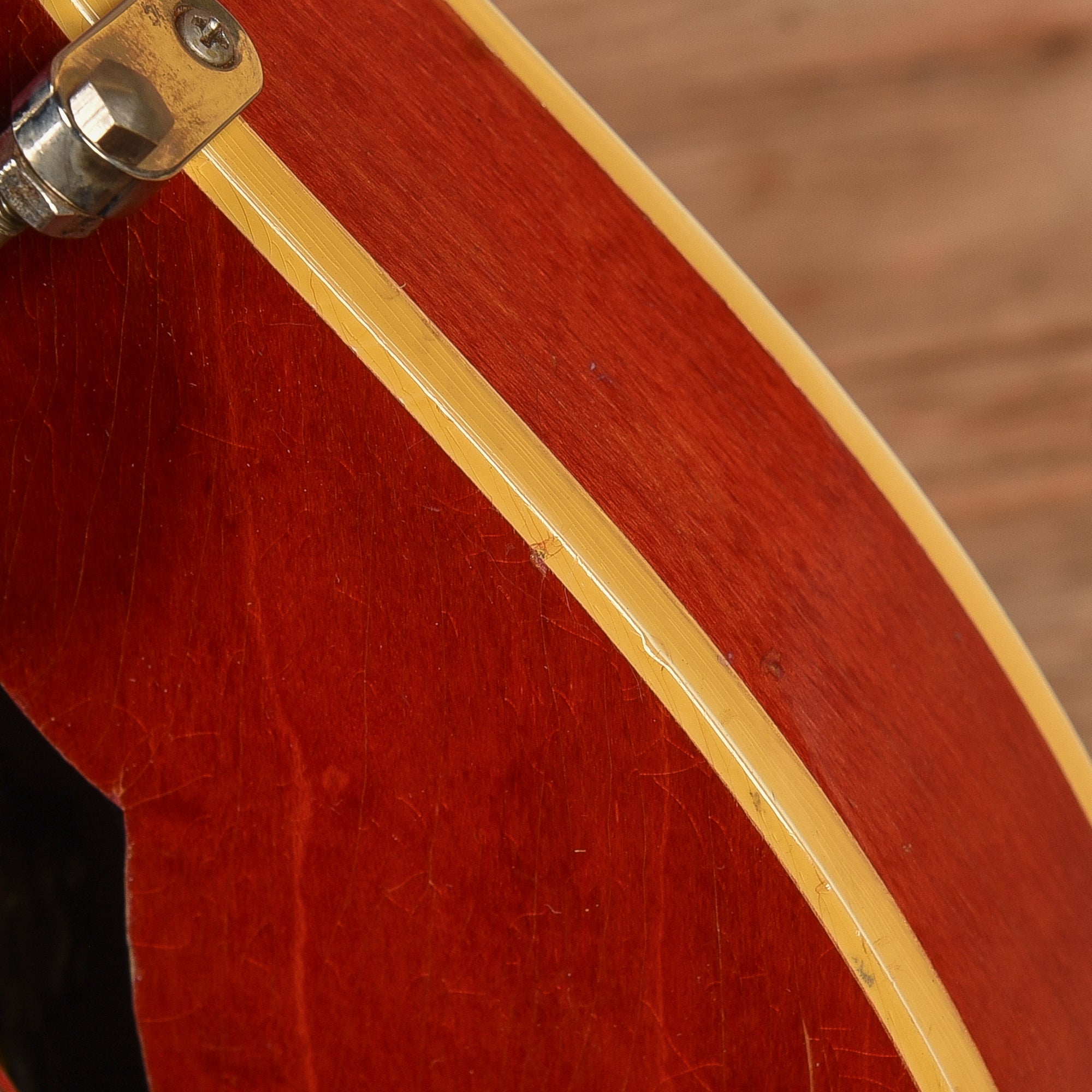 Gibson ES-335 Cherry 1968 Electric Guitars / Semi-Hollow
